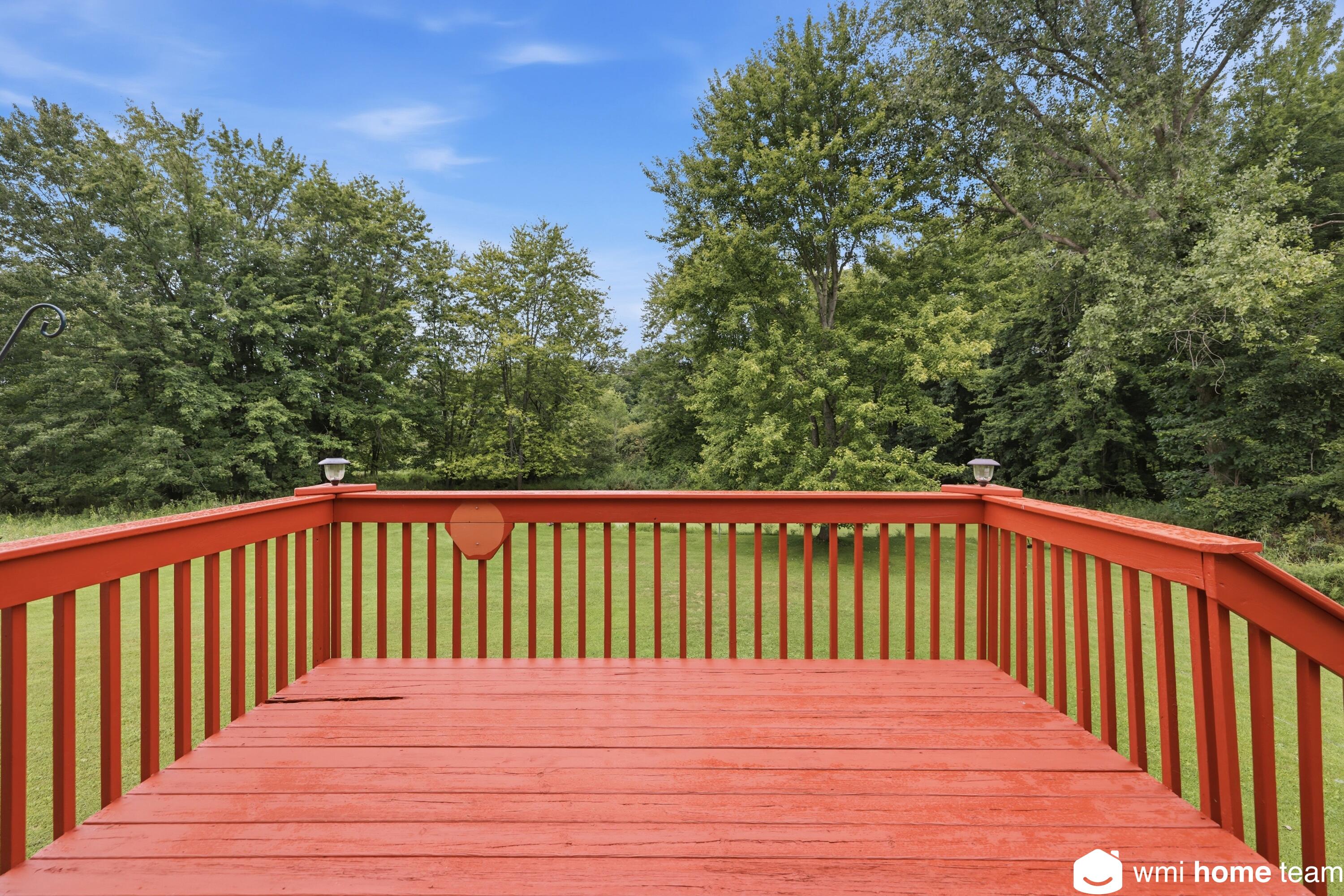 5303 Tiffany Avenue NE Rockford MI 49341