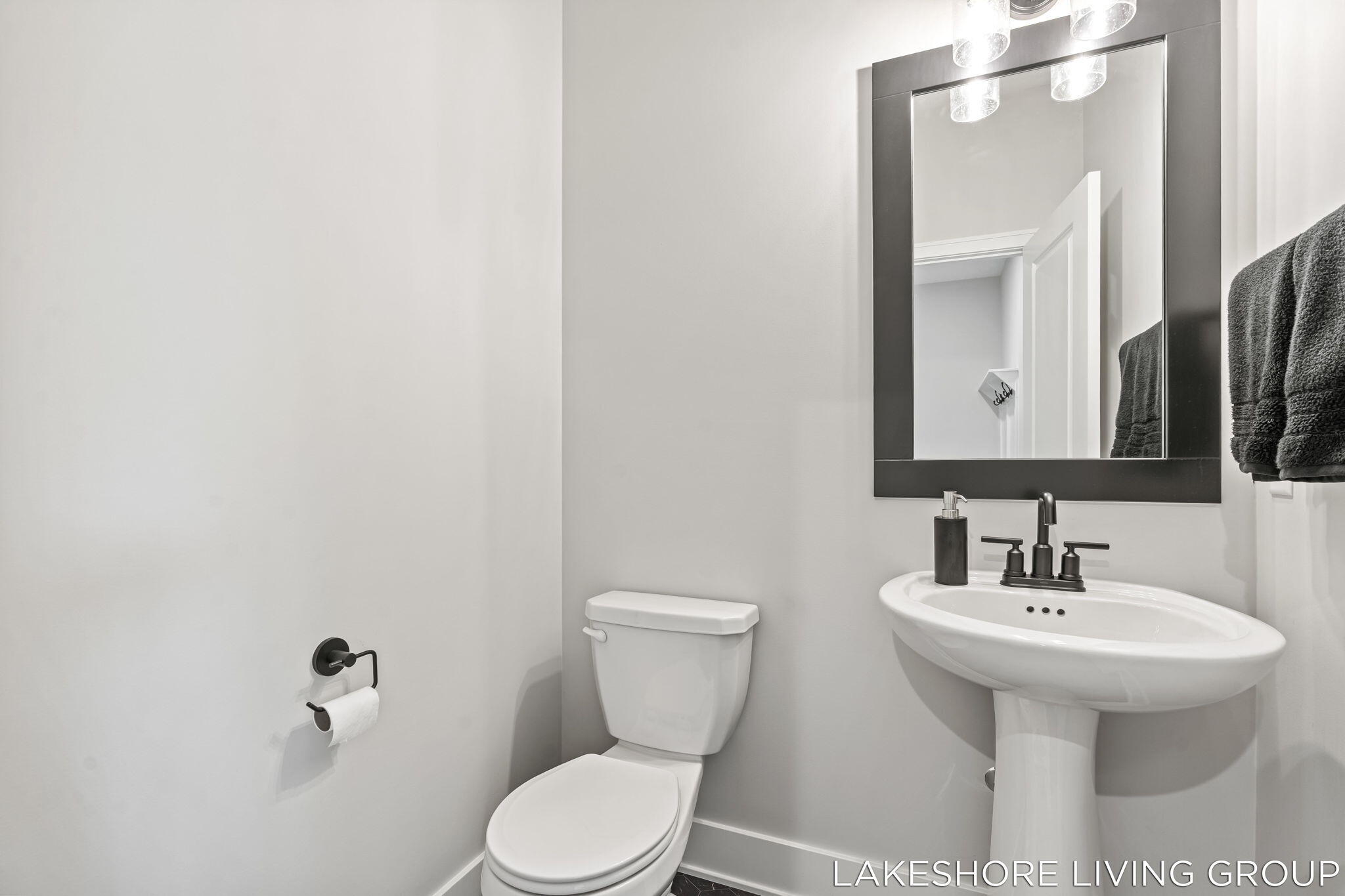 13059 Pine Glen Drive Grand Haven MI 49417