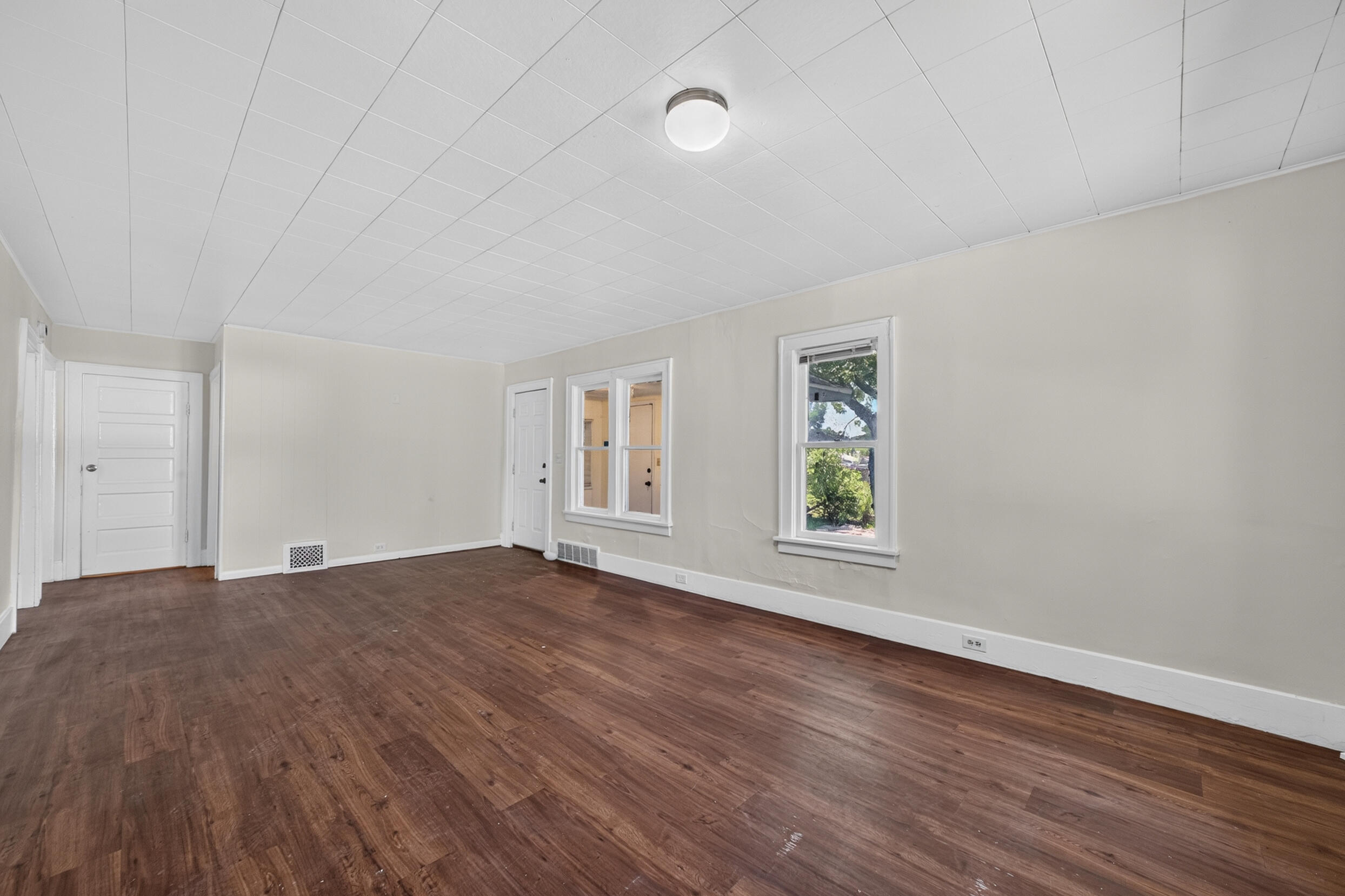 1682 Edwin Street Muskegon MI 49442