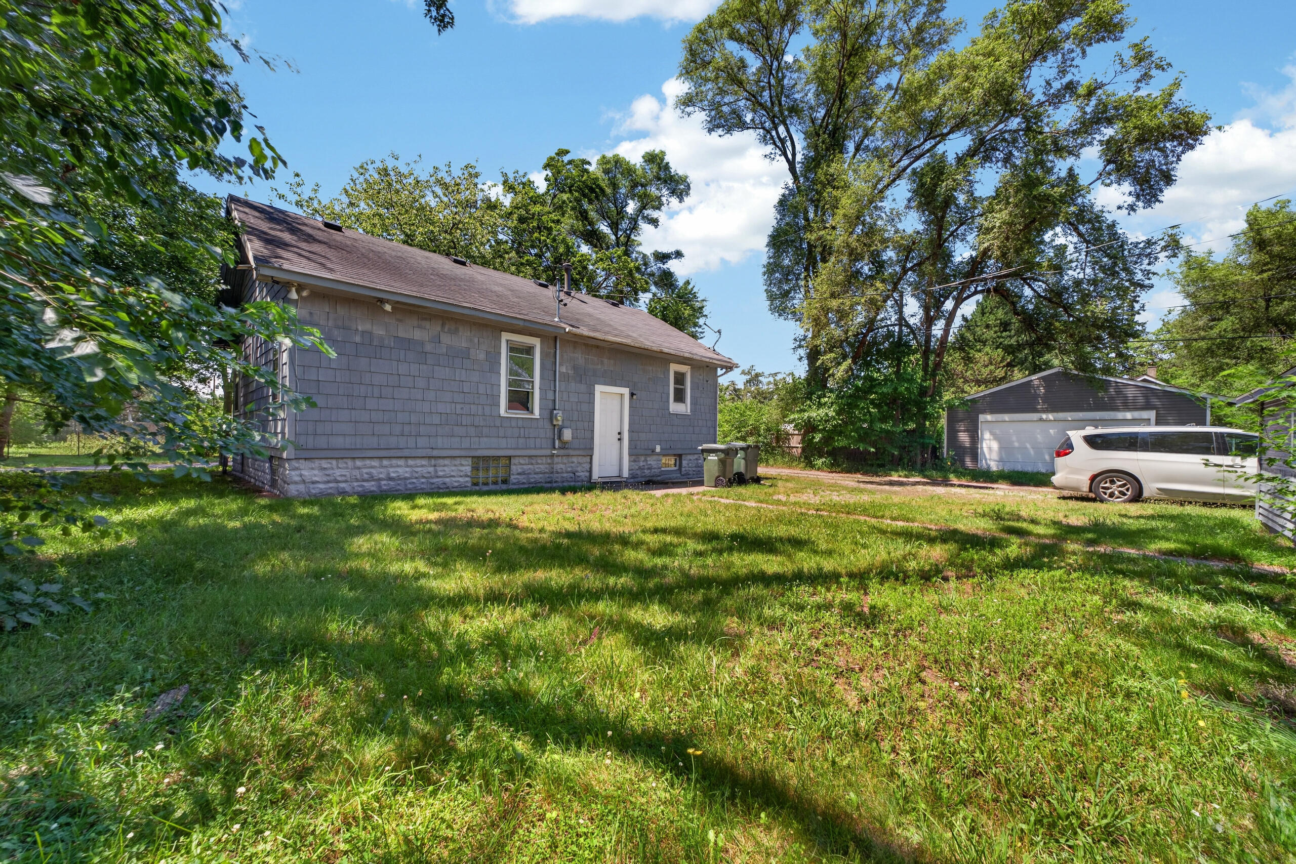 1682 Edwin Street Muskegon MI 49442