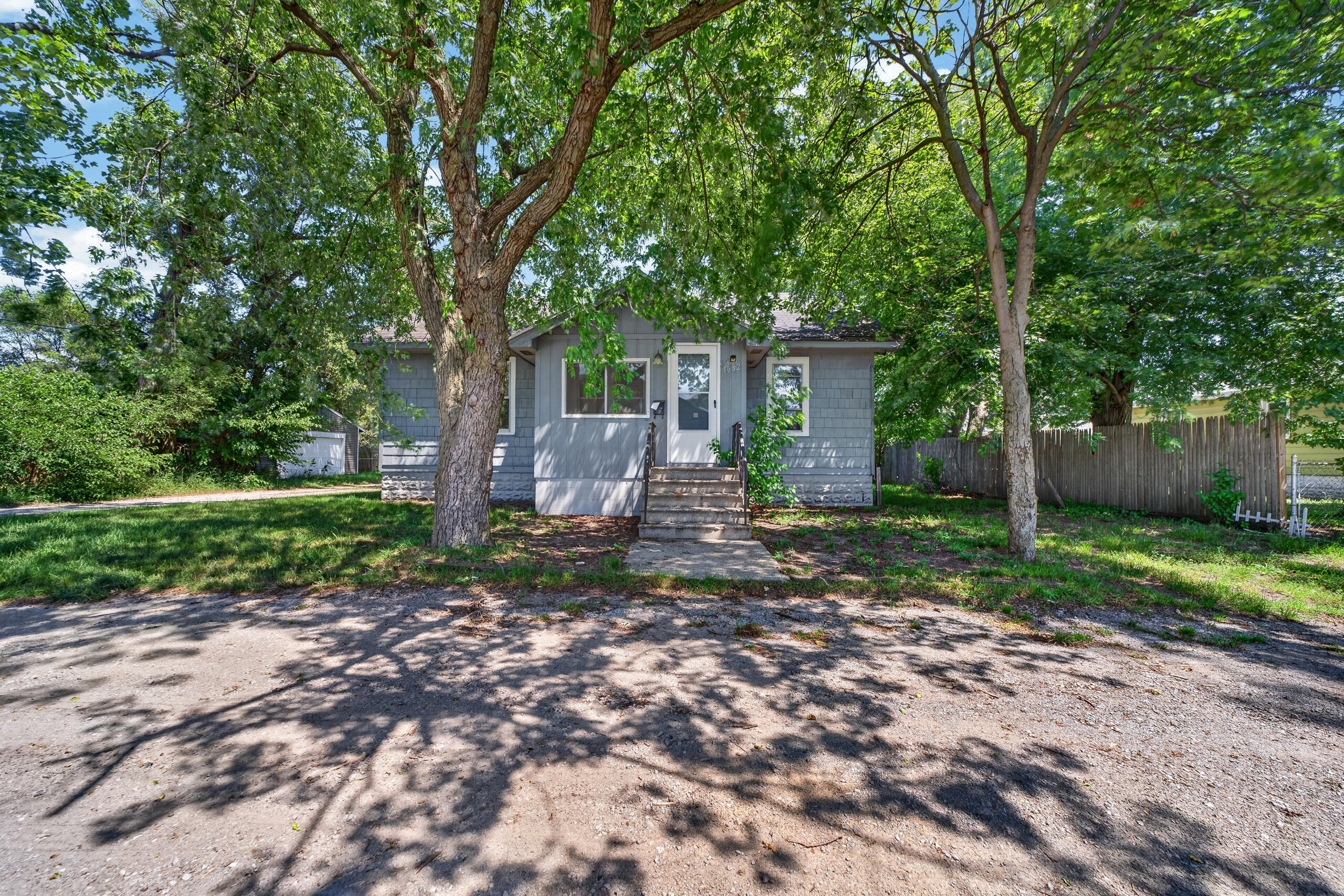 1682 Edwin Street Muskegon MI 49442