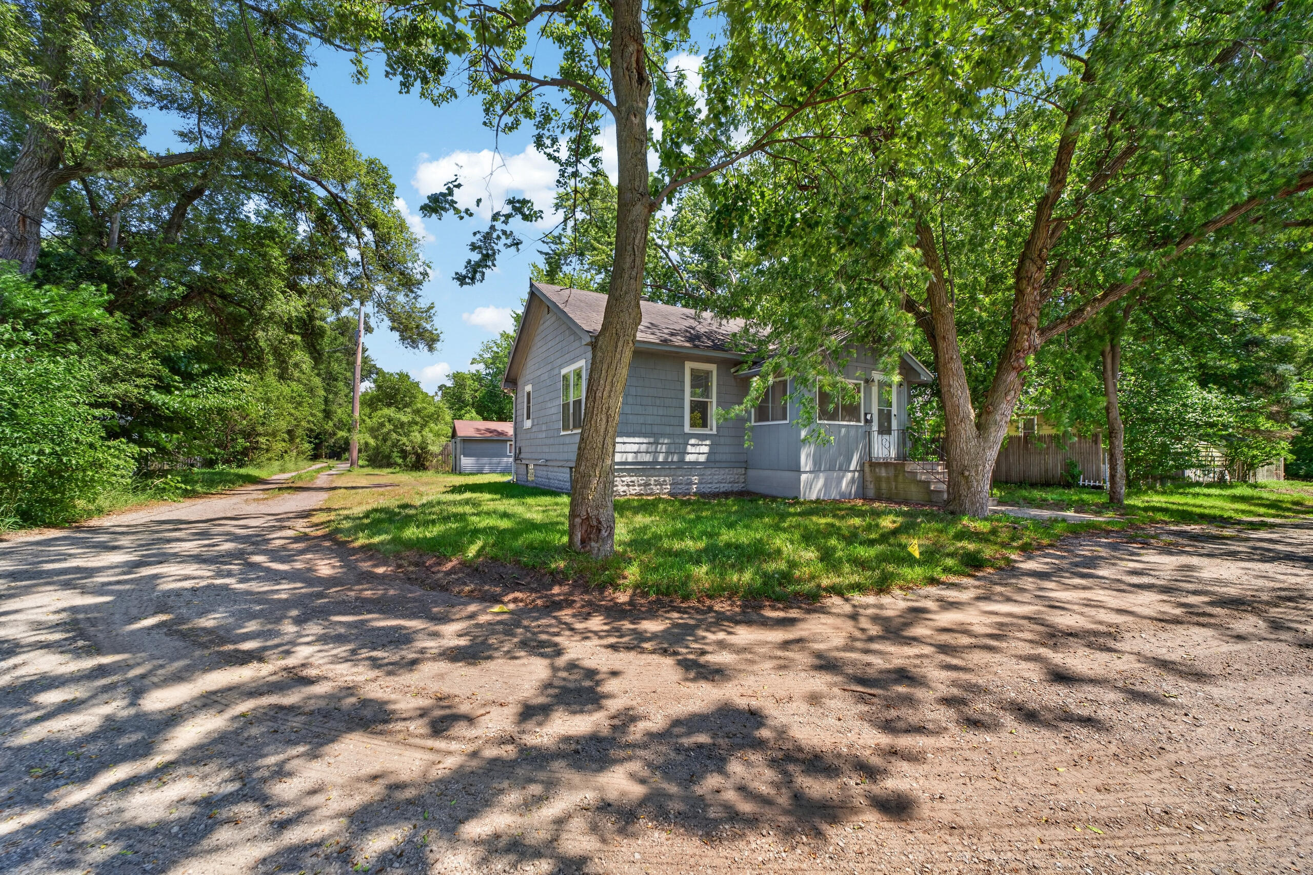 1682 Edwin Street Muskegon MI 49442