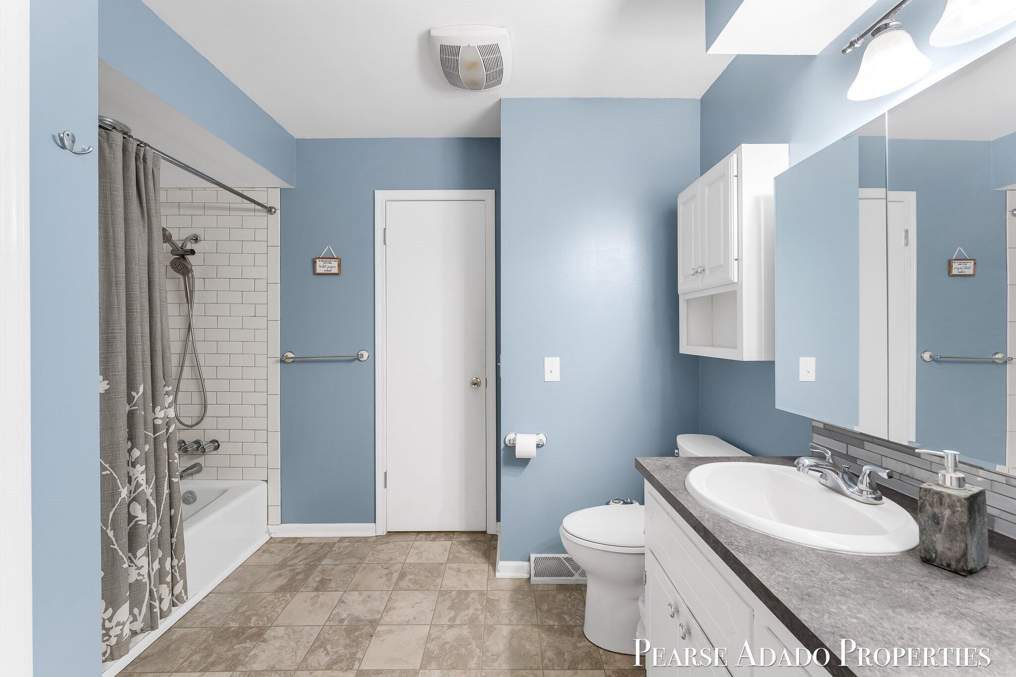 5822 Burgis Avenue SE Grand Rapids MI 49508