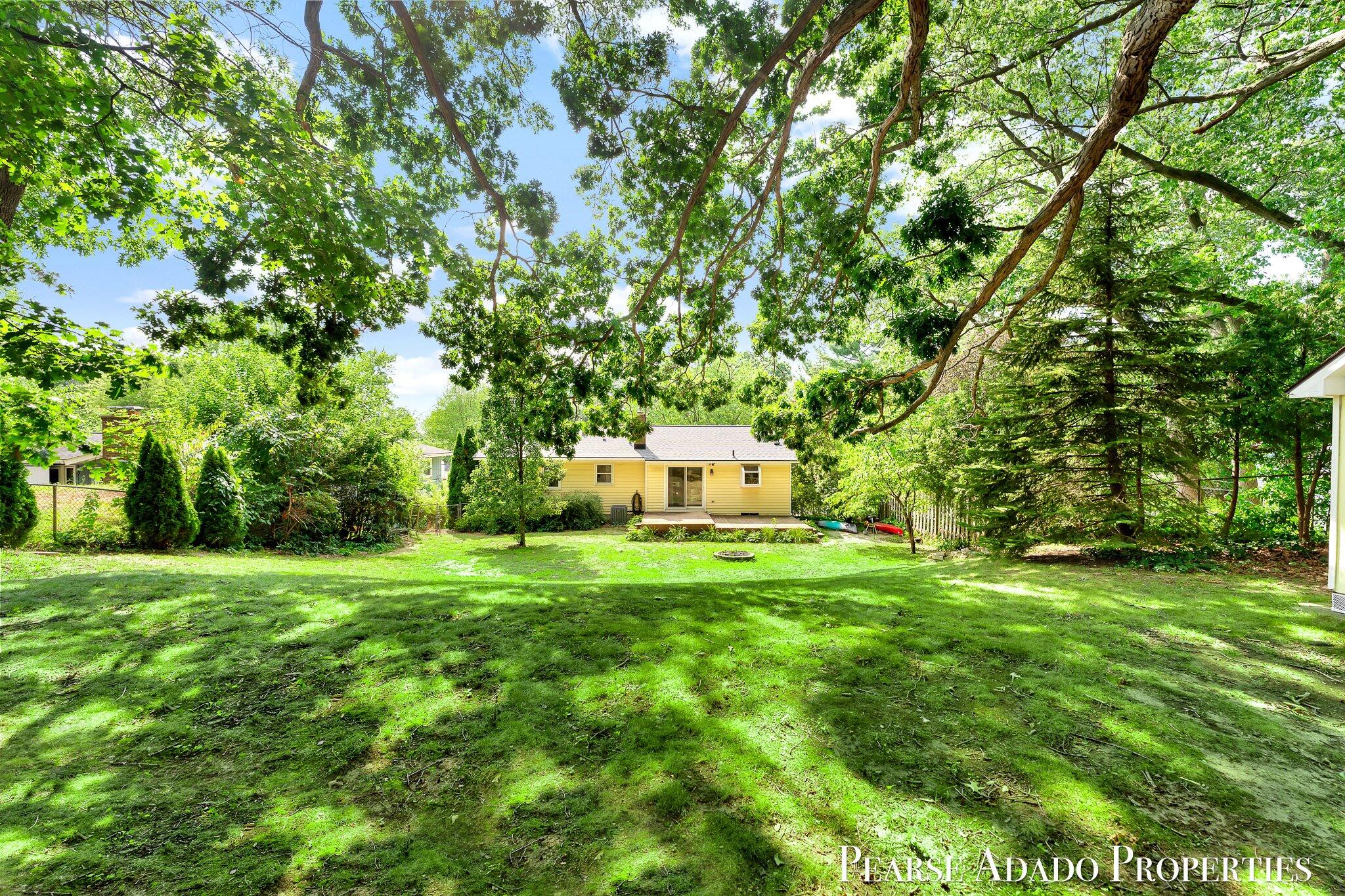 5822 Burgis Avenue SE Grand Rapids MI 49508
