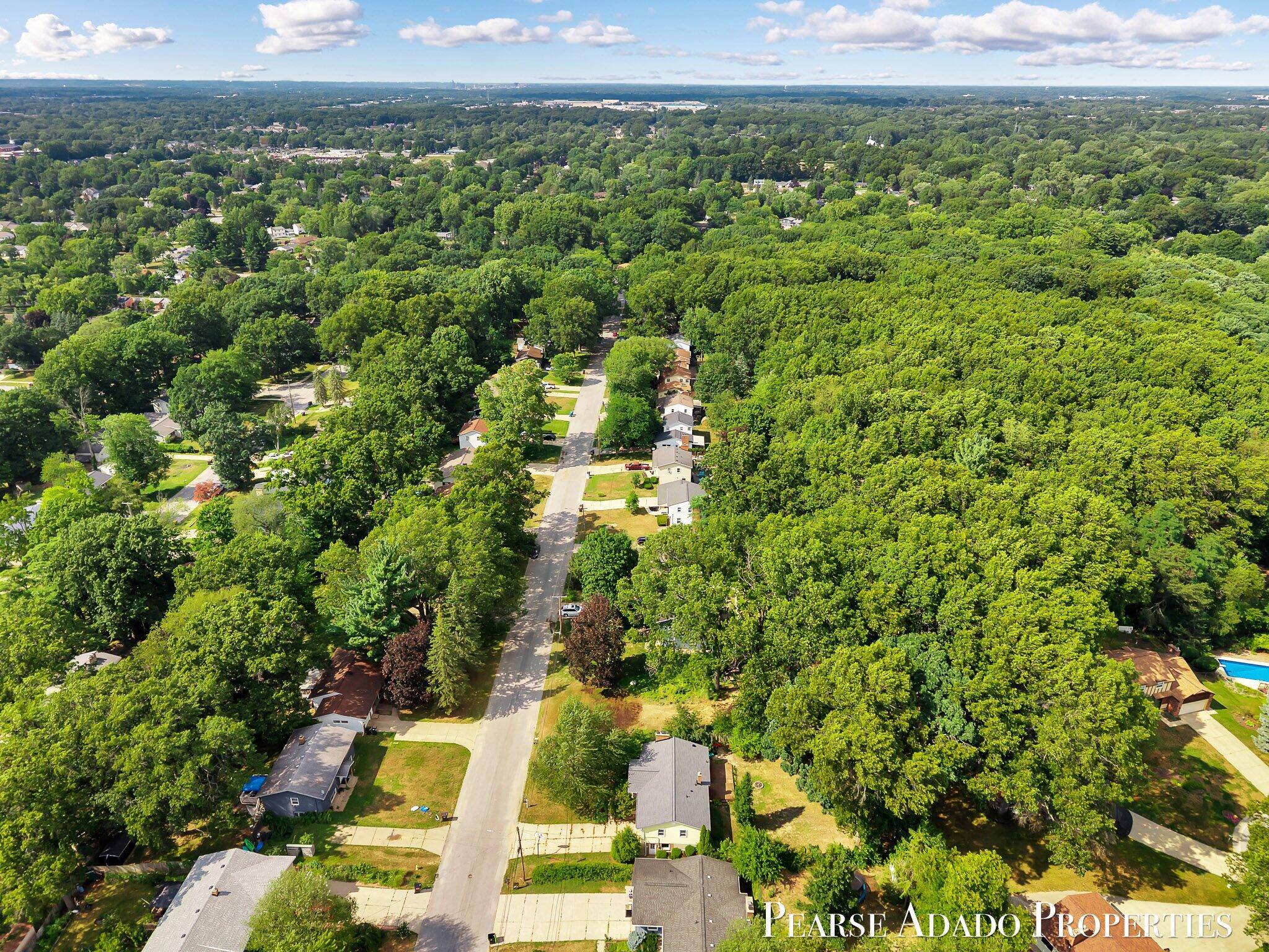 5822 Burgis Avenue SE Grand Rapids MI 49508