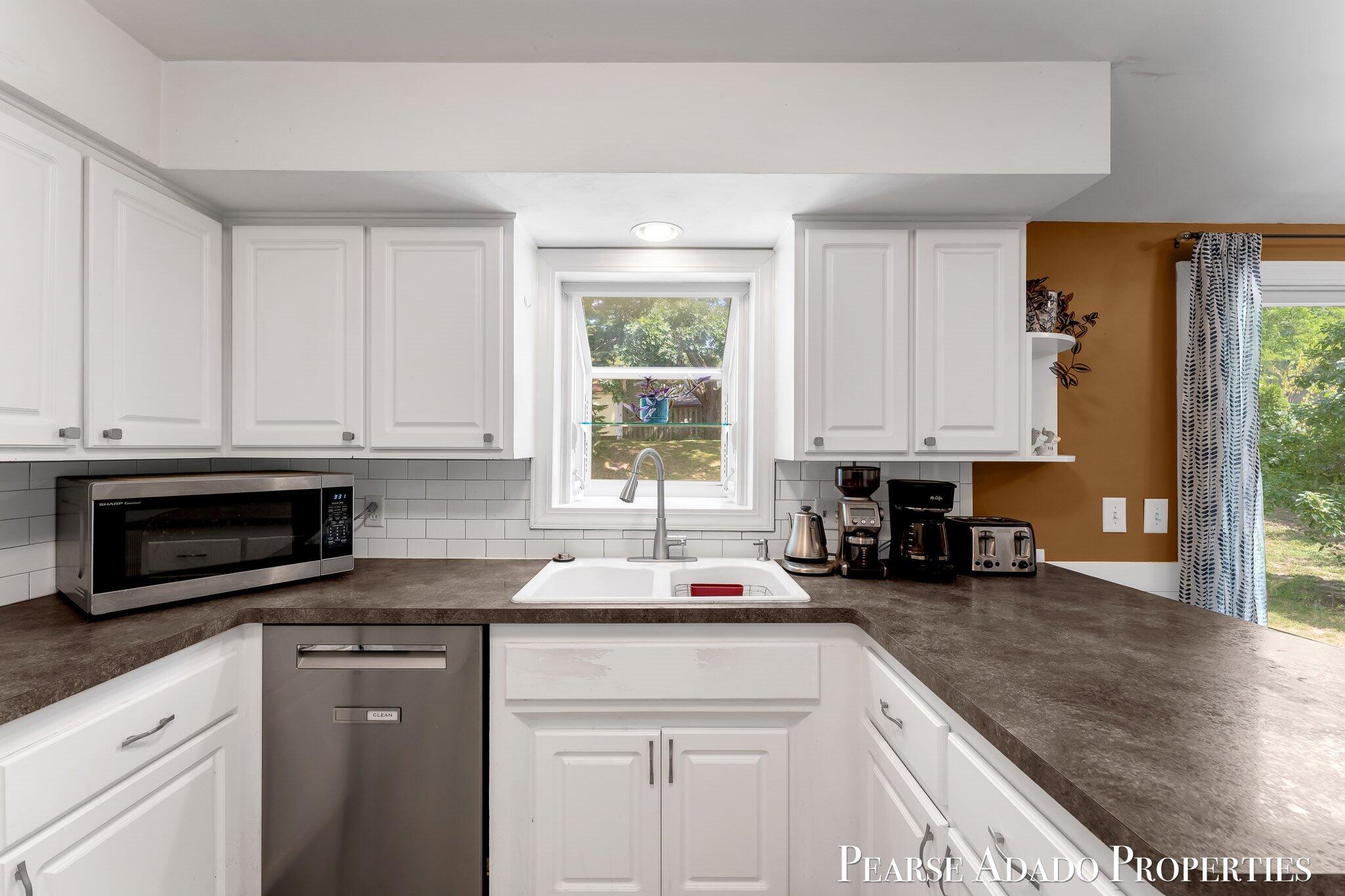 5822 Burgis Avenue SE Grand Rapids MI 49508