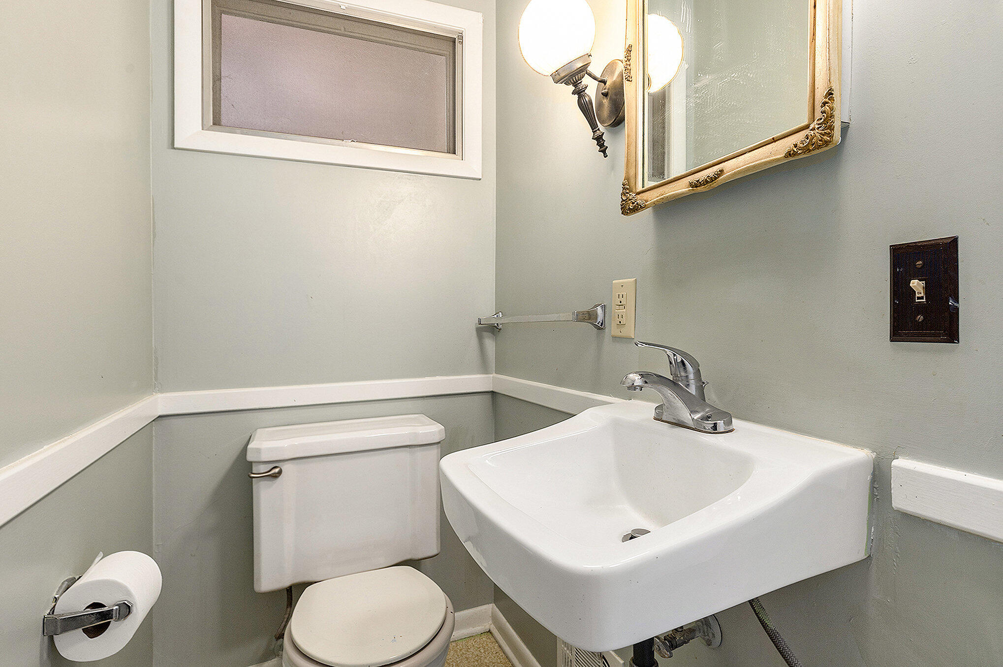 1675 Langley Street SE Grand Rapids MI 49508