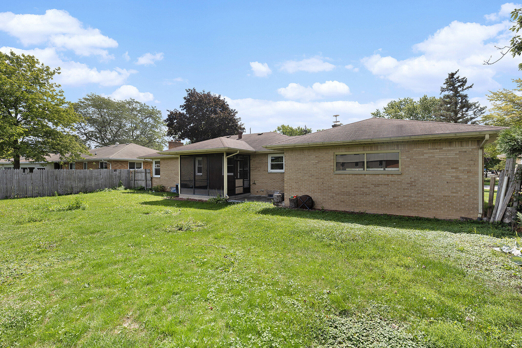 1675 Langley Street SE Grand Rapids MI 49508