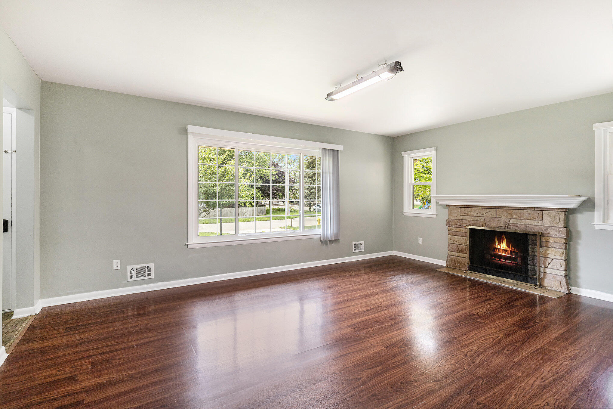 1675 Langley Street SE Grand Rapids MI 49508