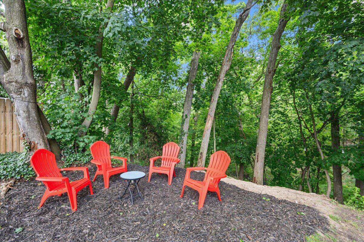 1944 Oakcliff Drive NE Grand Rapids MI 49525