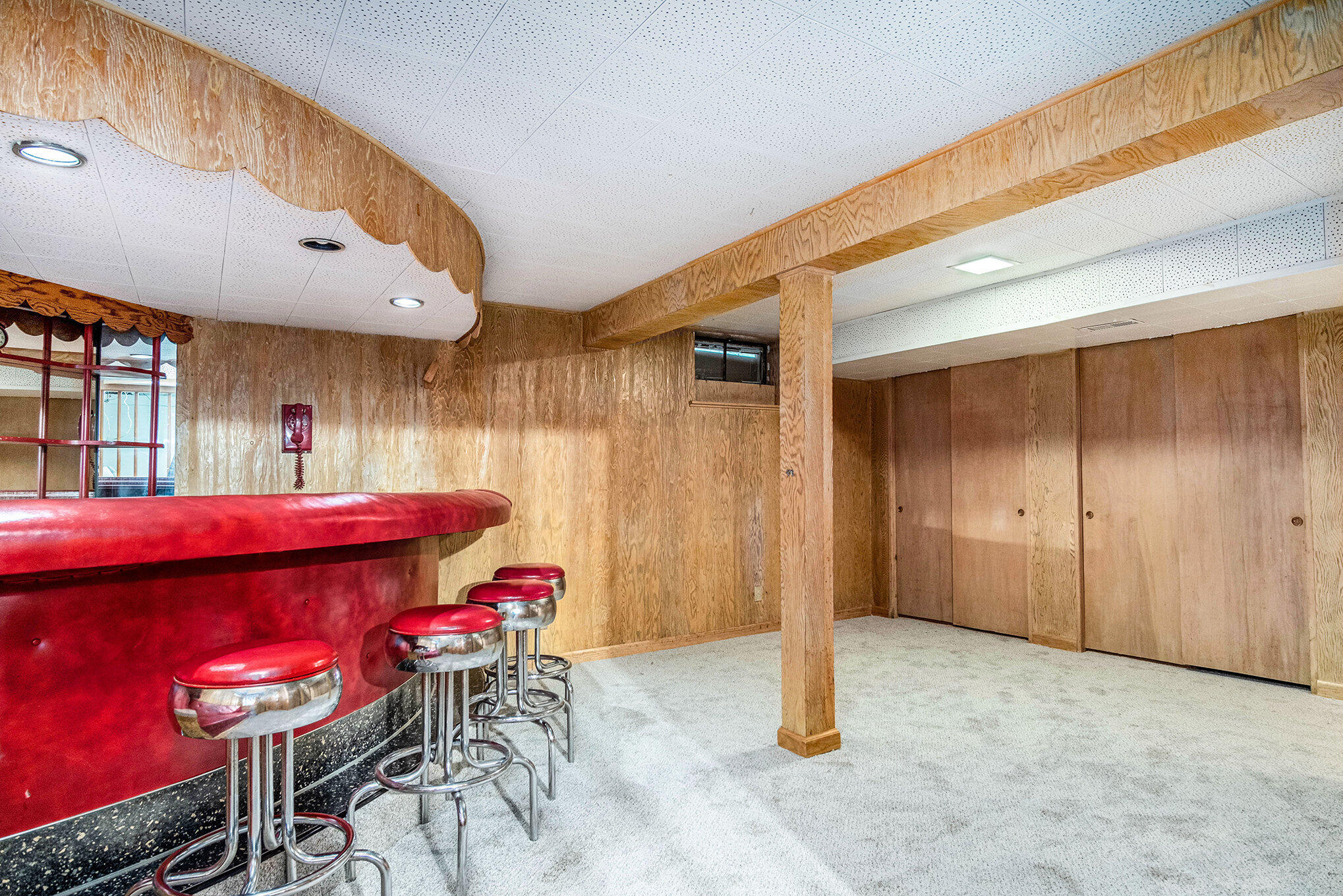 1050 Three Mile Road NE Grand Rapids MI 49505