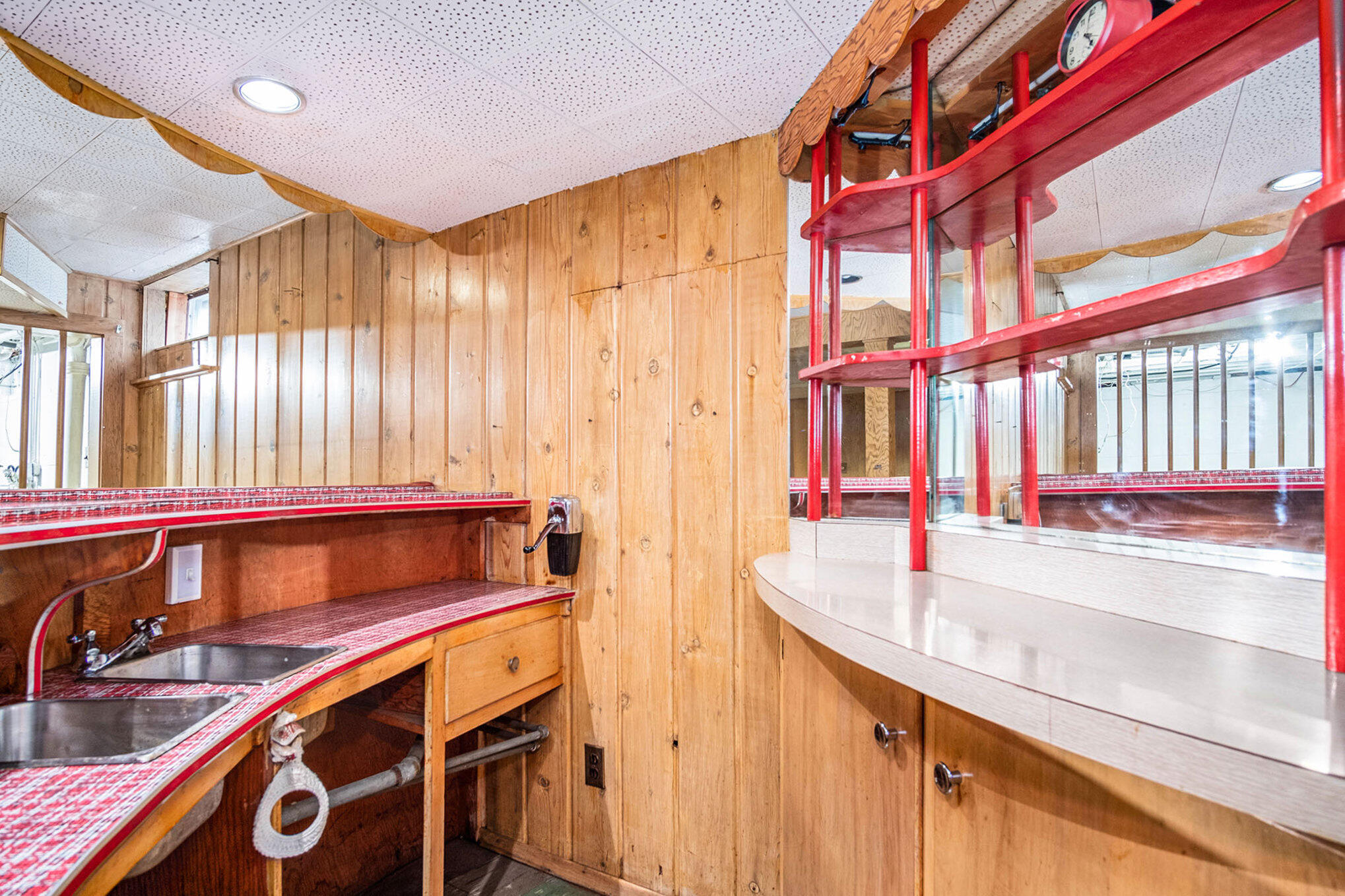 1050 Three Mile Road NE Grand Rapids MI 49505