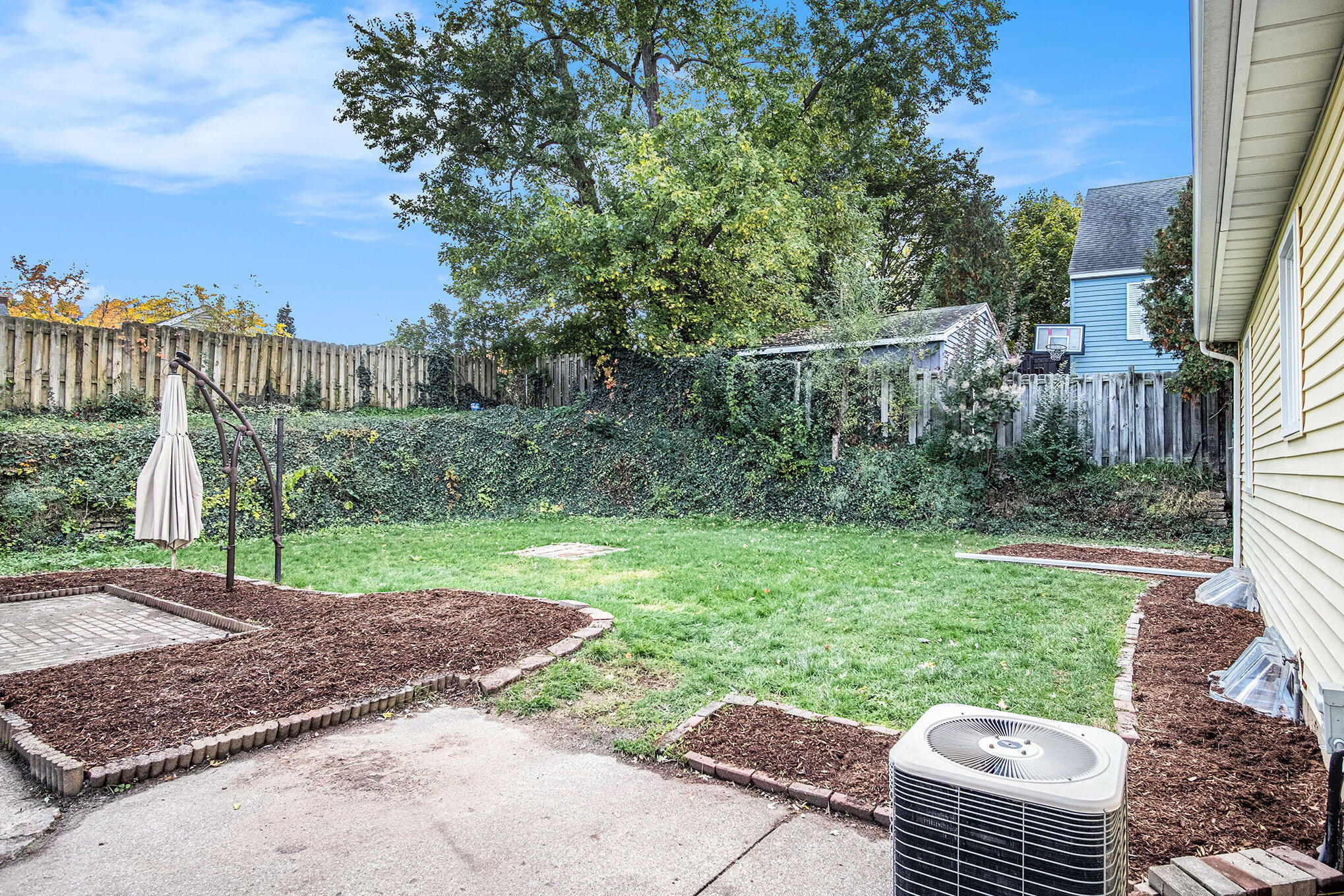 1050 Three Mile Road NE Grand Rapids MI 49505