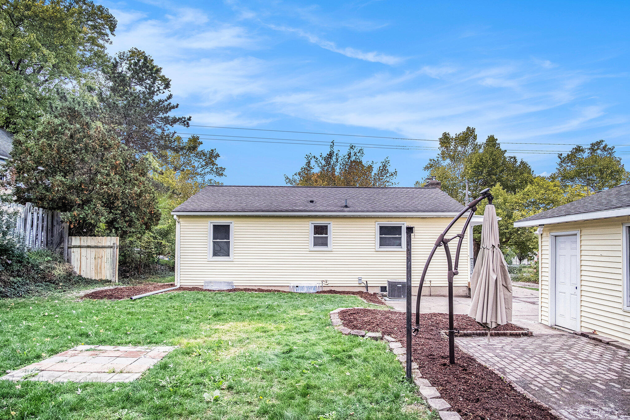 1050 Three Mile Road NE Grand Rapids MI 49505