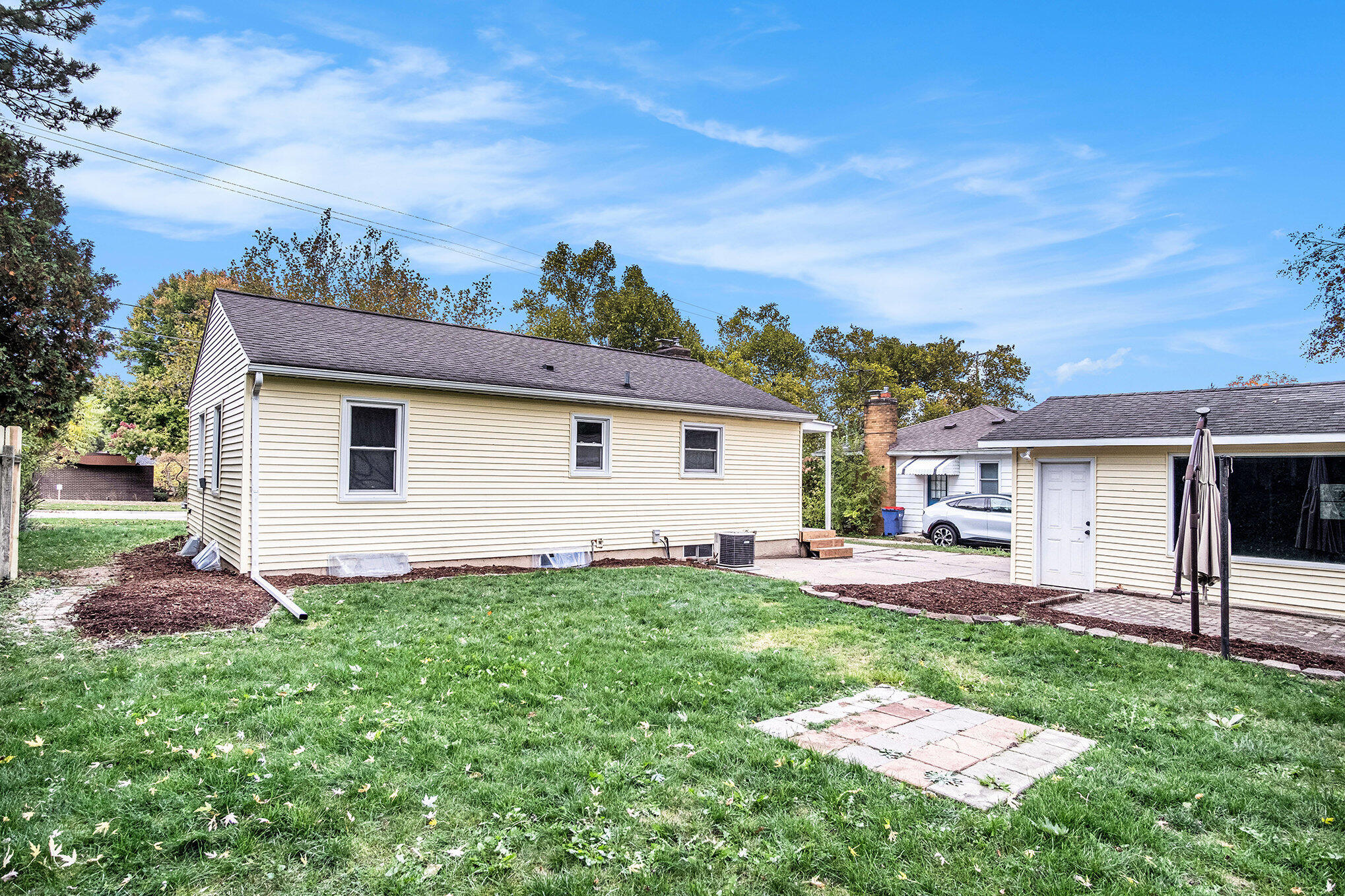 1050 Three Mile Road NE Grand Rapids MI 49505