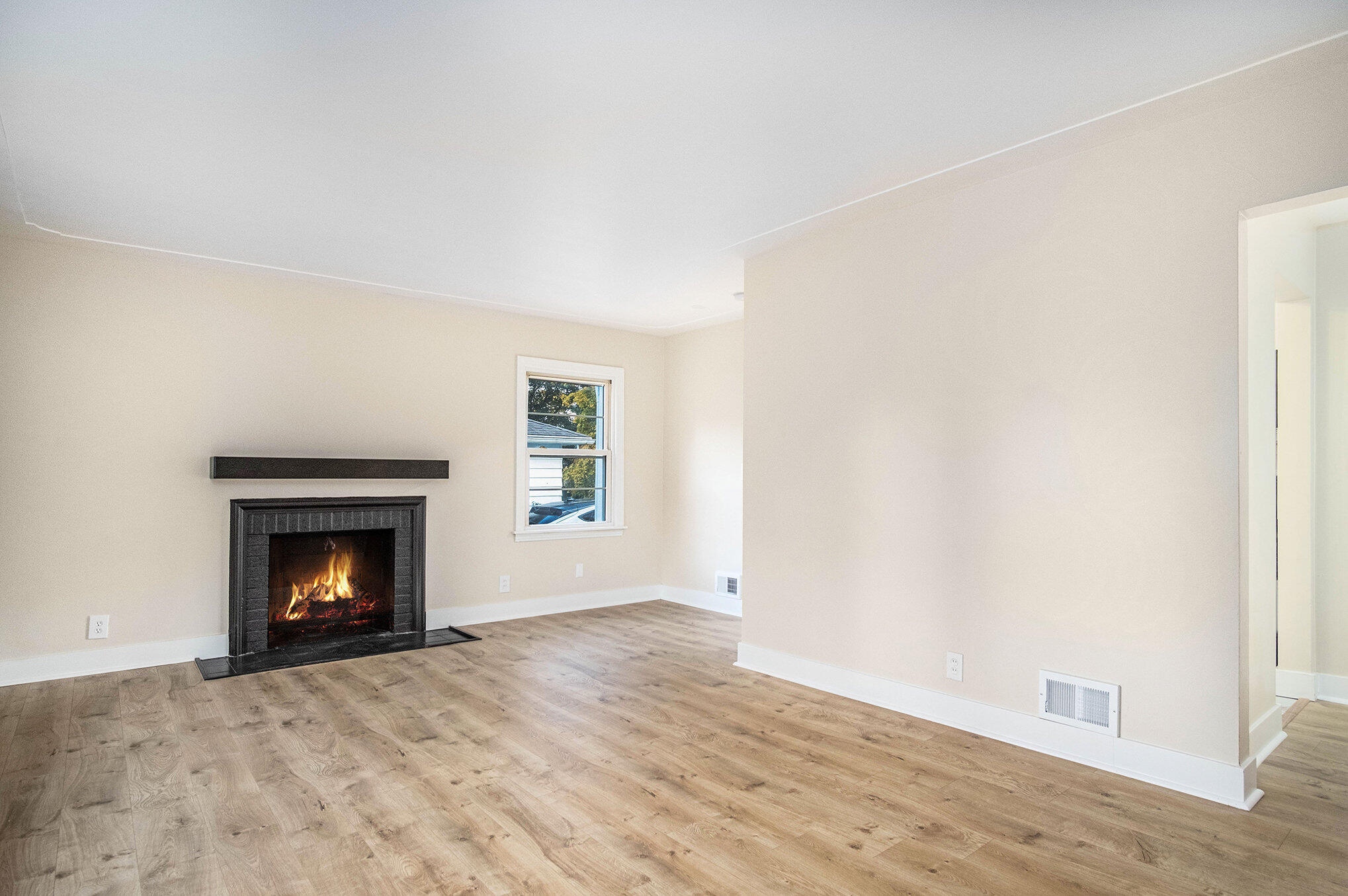 1050 Three Mile Road NE Grand Rapids MI 49505