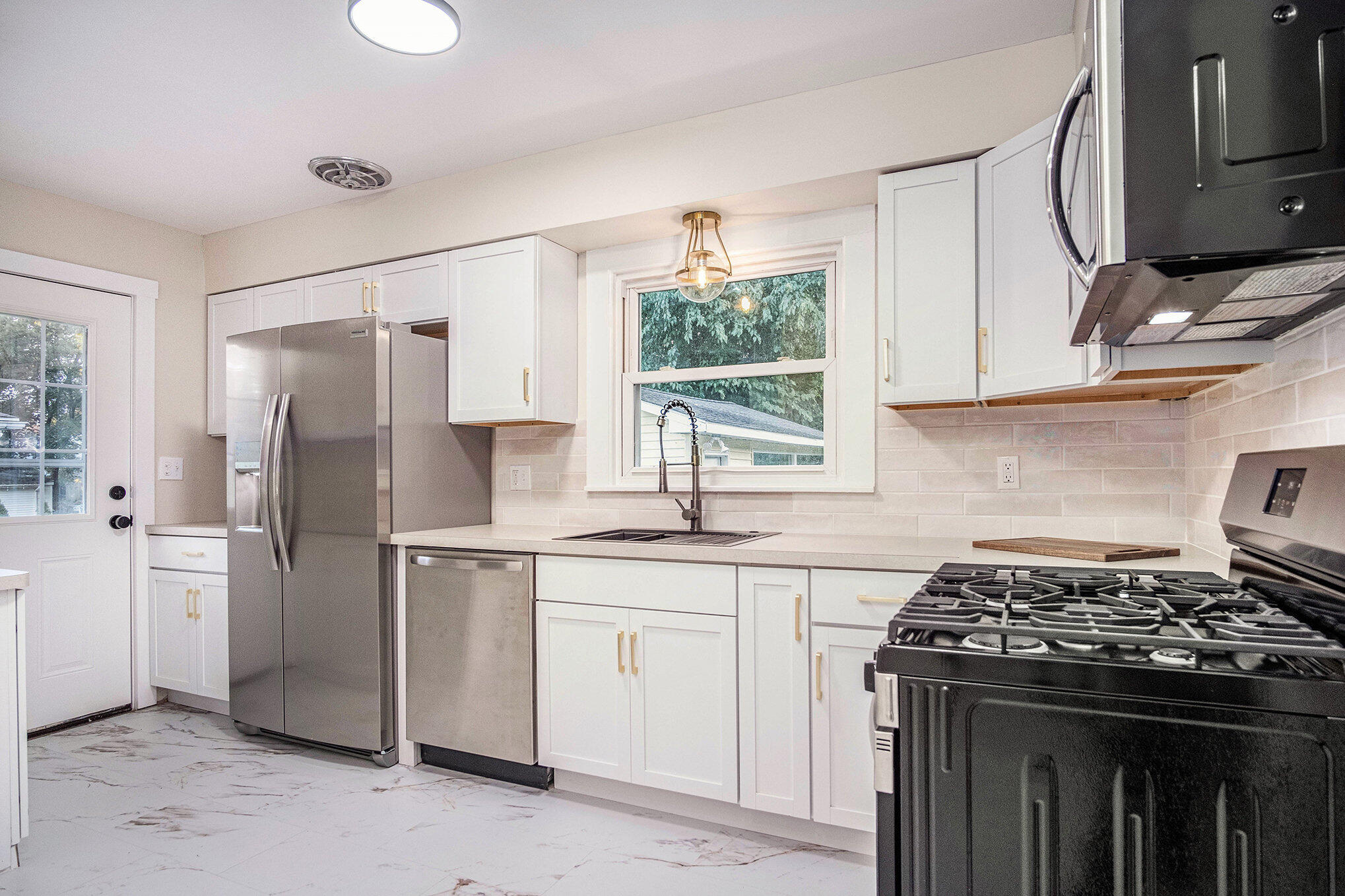 1050 Three Mile Road NE Grand Rapids MI 49505