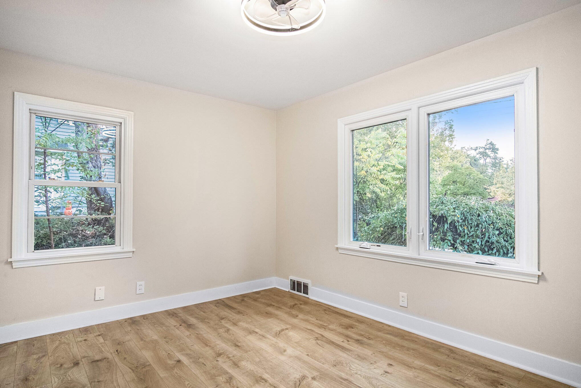 1050 Three Mile Road NE Grand Rapids MI 49505