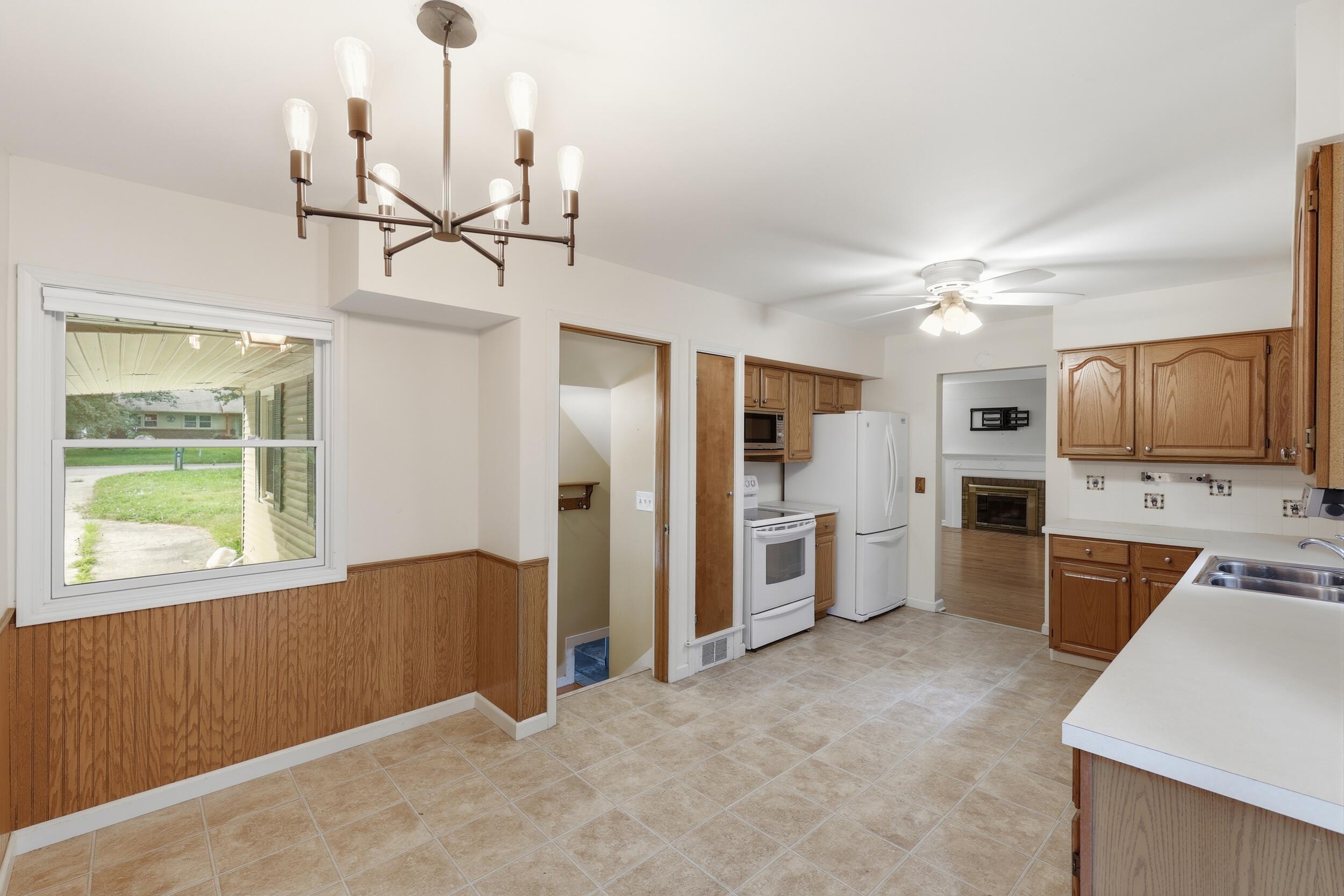 2757 Cascade Springs Drive SE Grand Rapids MI 49546