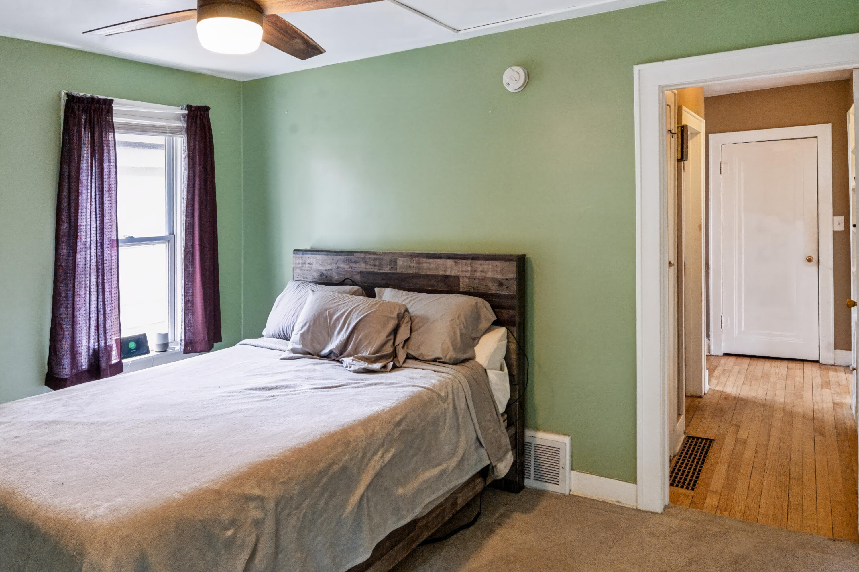 866 E Isabella Avenue Muskegon MI 49442