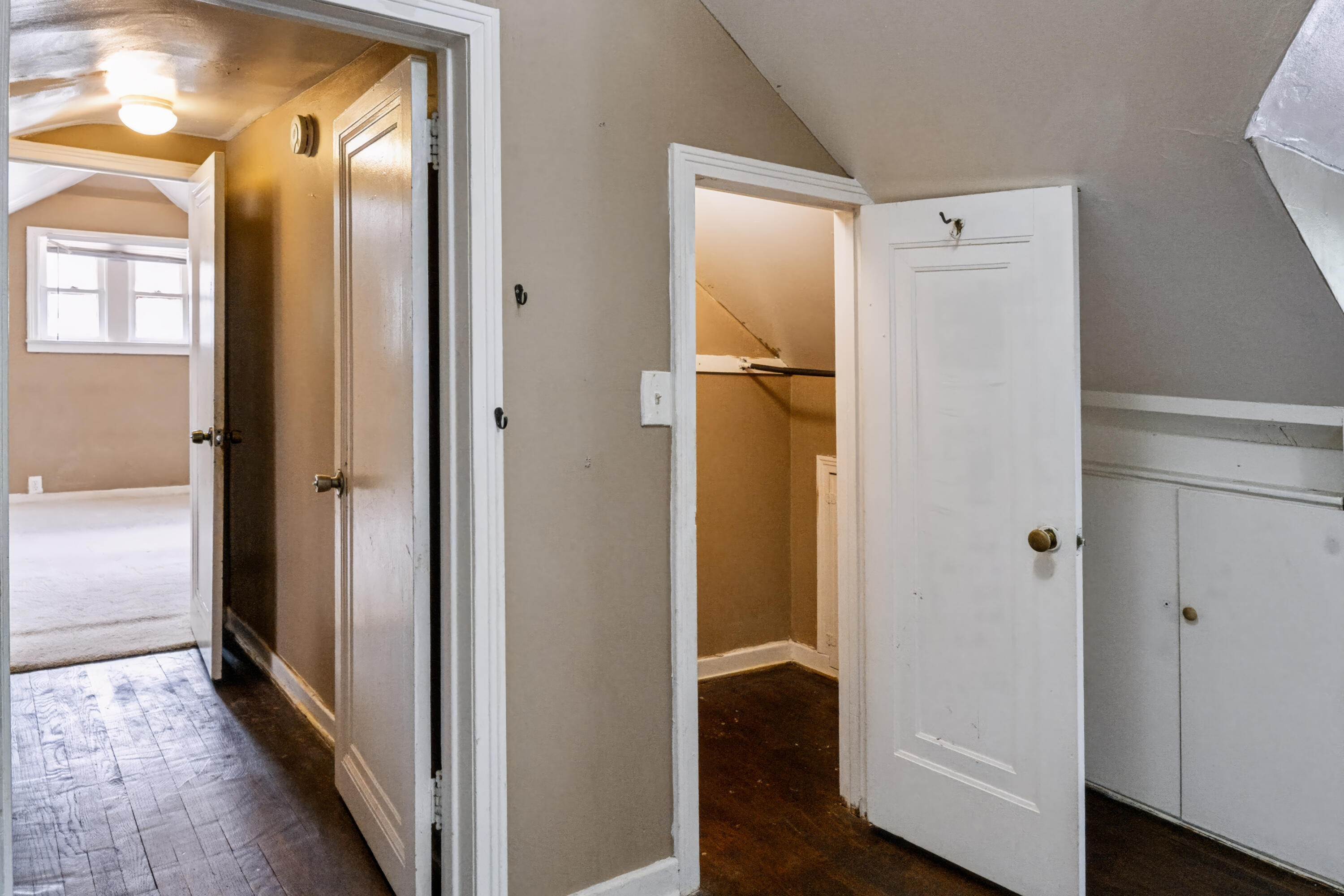 866 E Isabella Avenue Muskegon MI 49442