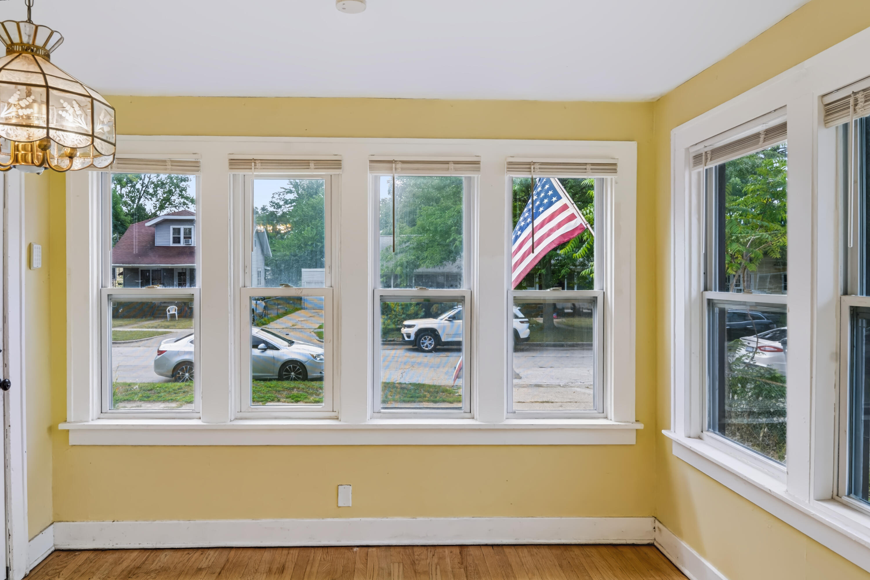 866 E Isabella Avenue Muskegon MI 49442