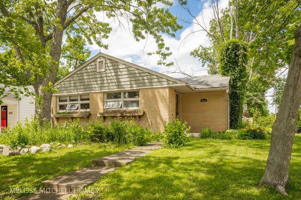 2631 Richards Drive SE Grand Rapids MI 49506