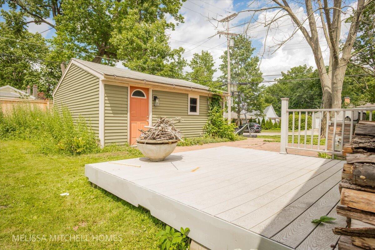 2631 Richards Drive SE Grand Rapids MI 49506
