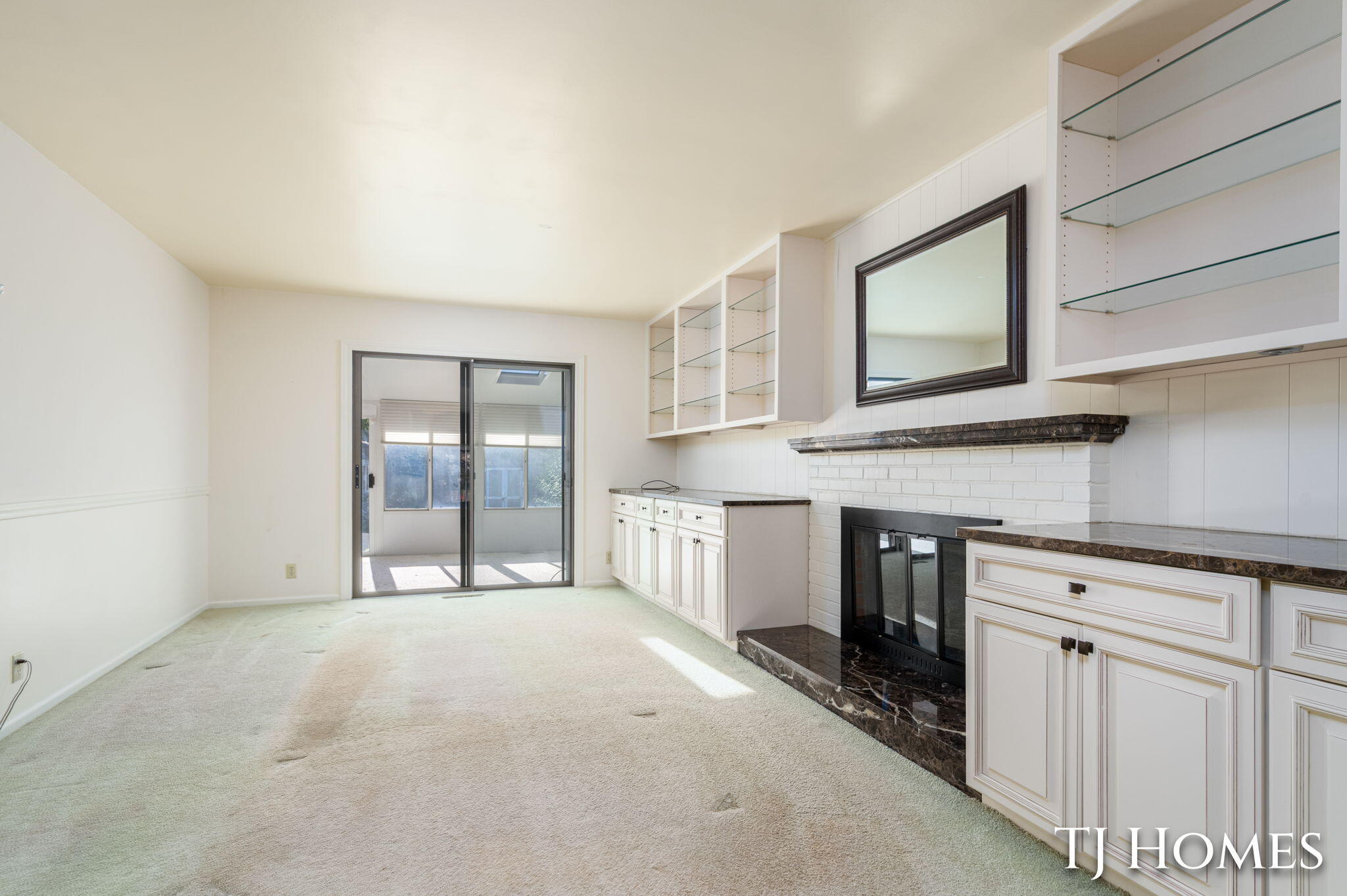 8 Wallinwood Avenue NE Grand Rapids MI 49503