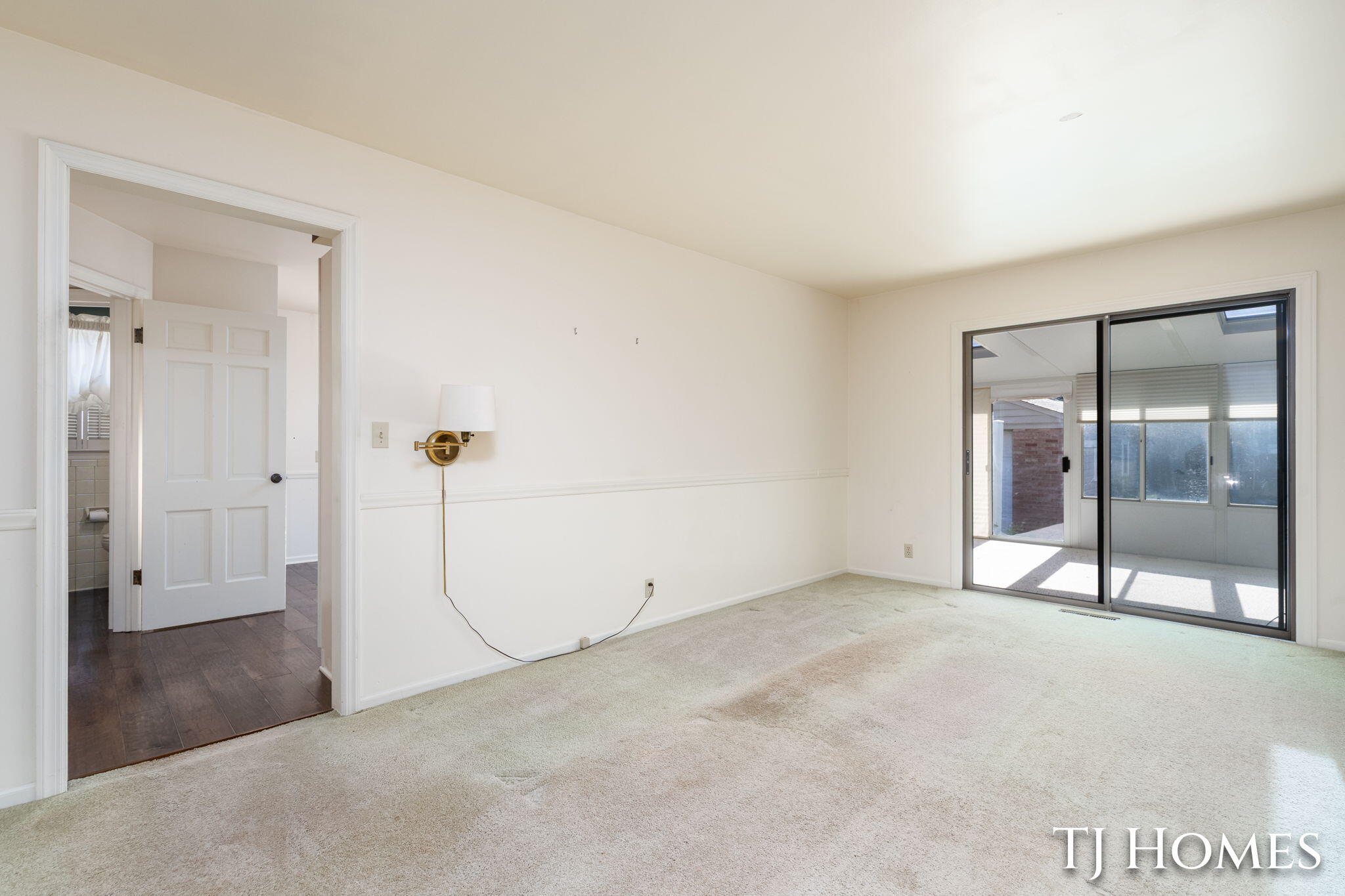 8 Wallinwood Avenue NE Grand Rapids MI 49503