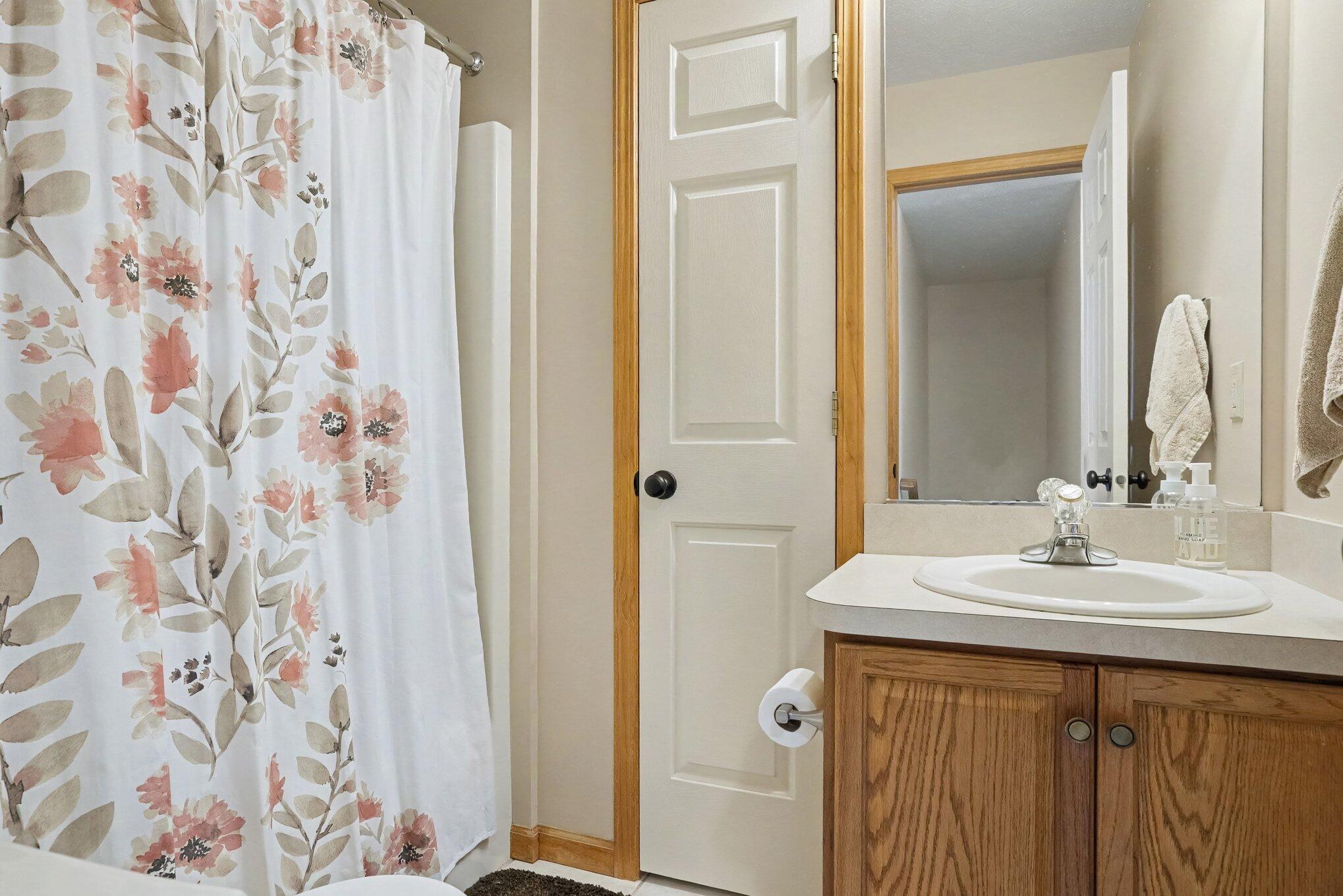 5948 Pollys Path Berrien Springs MI 49103