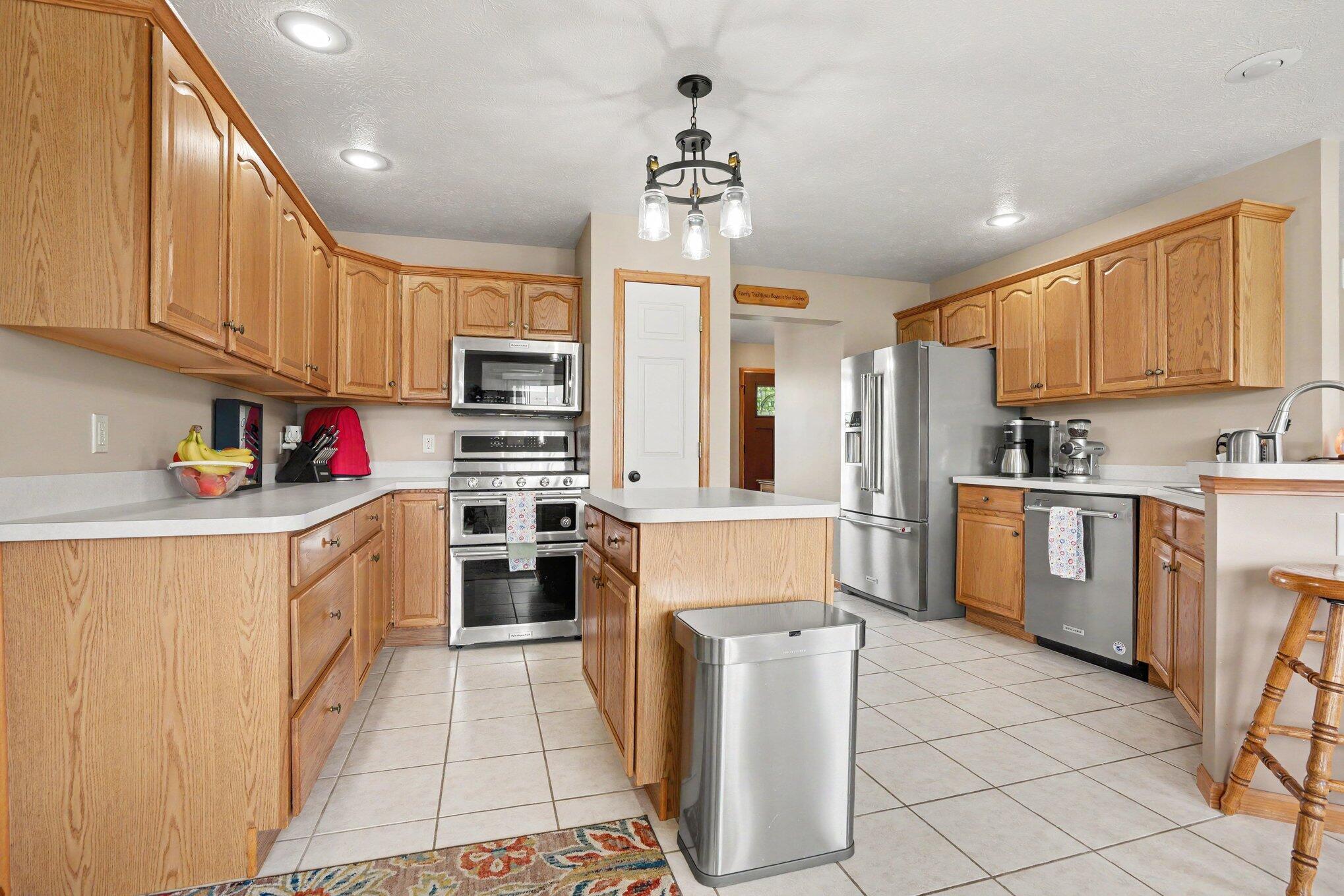 5948 Pollys Path Berrien Springs MI 49103