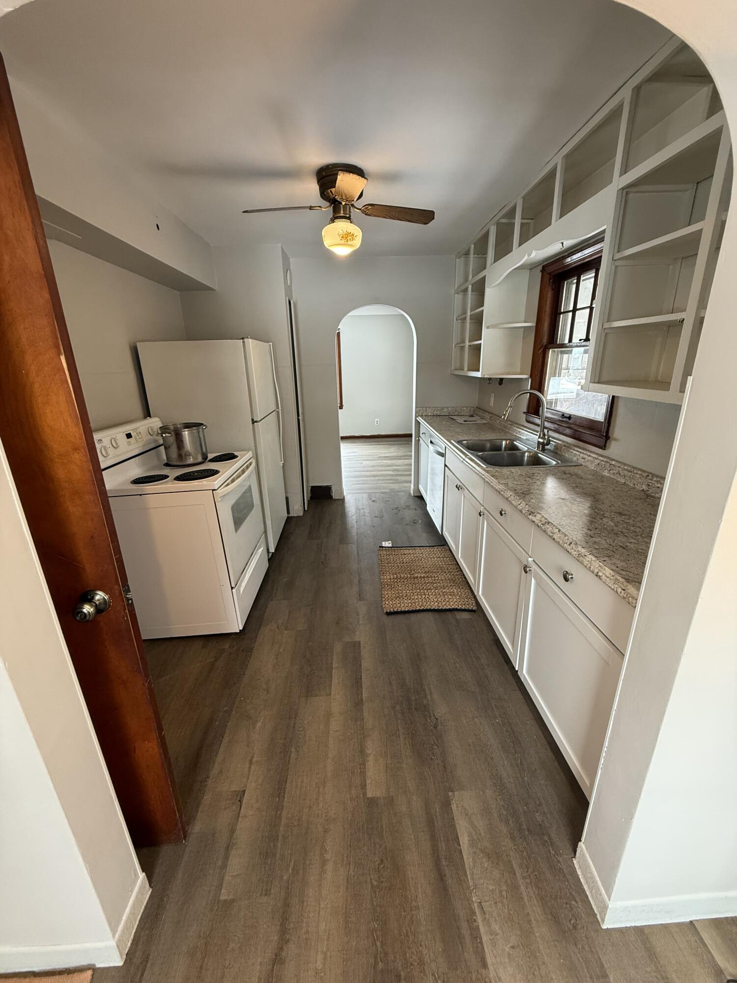 99 Vanderveen Avenue Holland MI 49424