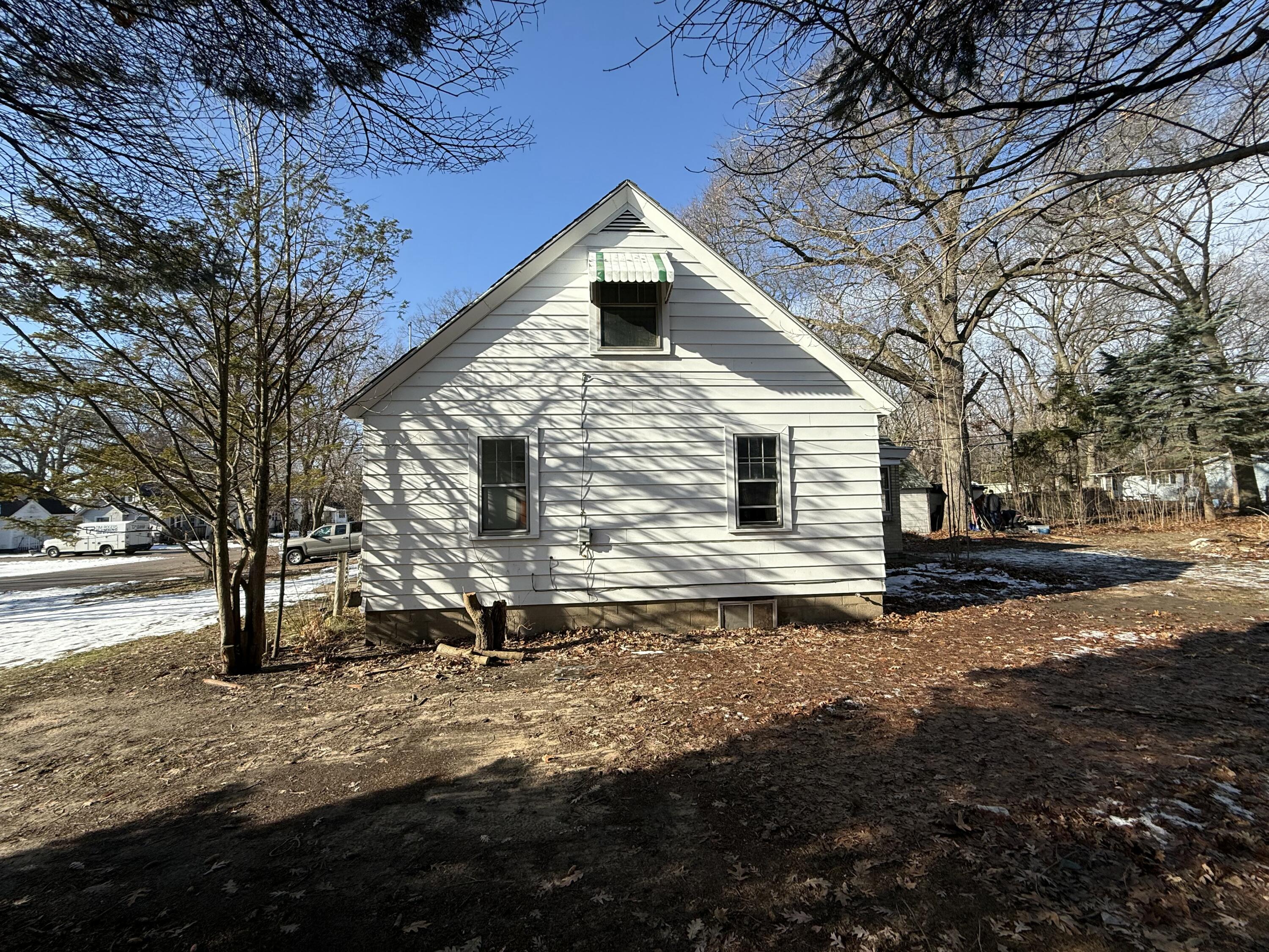 99 Vanderveen Avenue Holland MI 49424