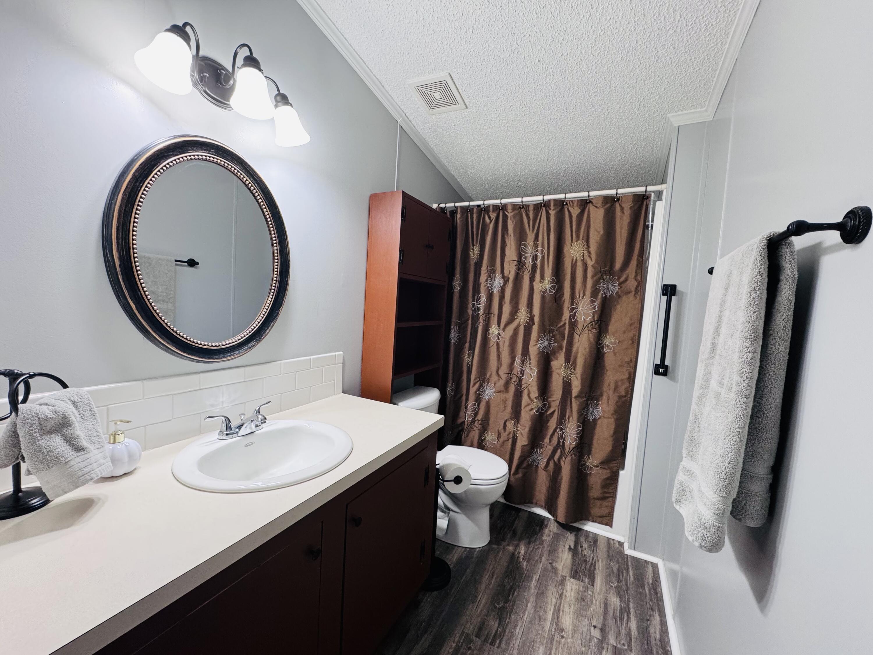22 N Wildflower Niles MI 49120