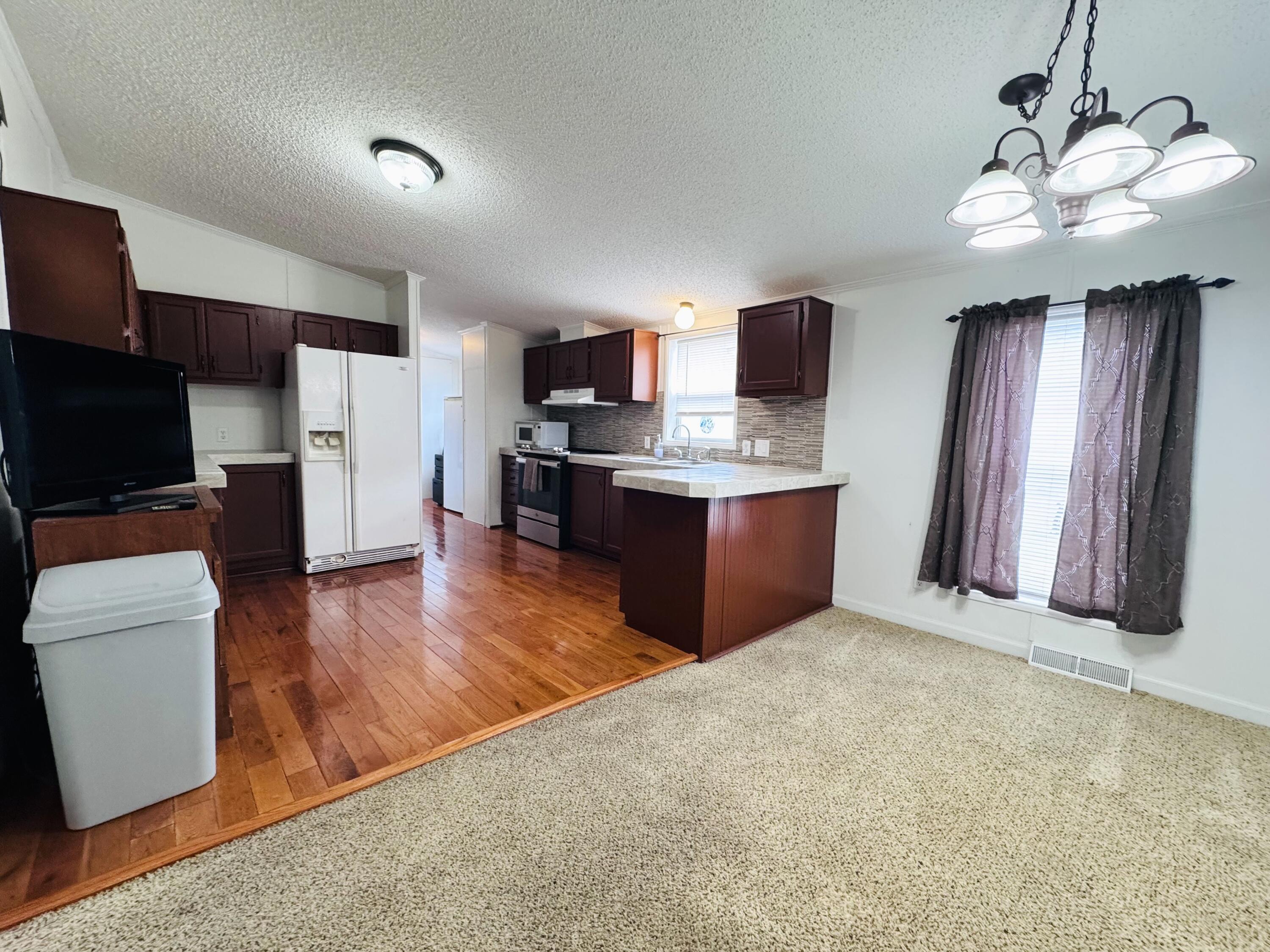 22 N Wildflower Niles MI 49120