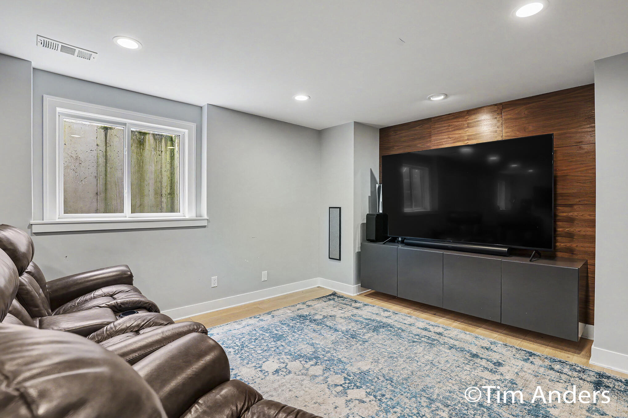 556 Greenwood Avenue SE Grand Rapids MI 49506
