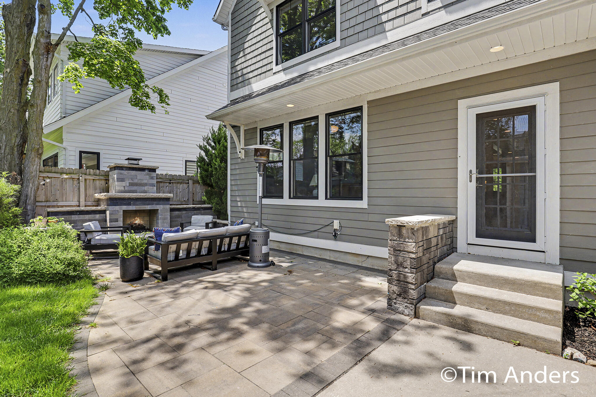 556 Greenwood Avenue SE Grand Rapids MI 49506