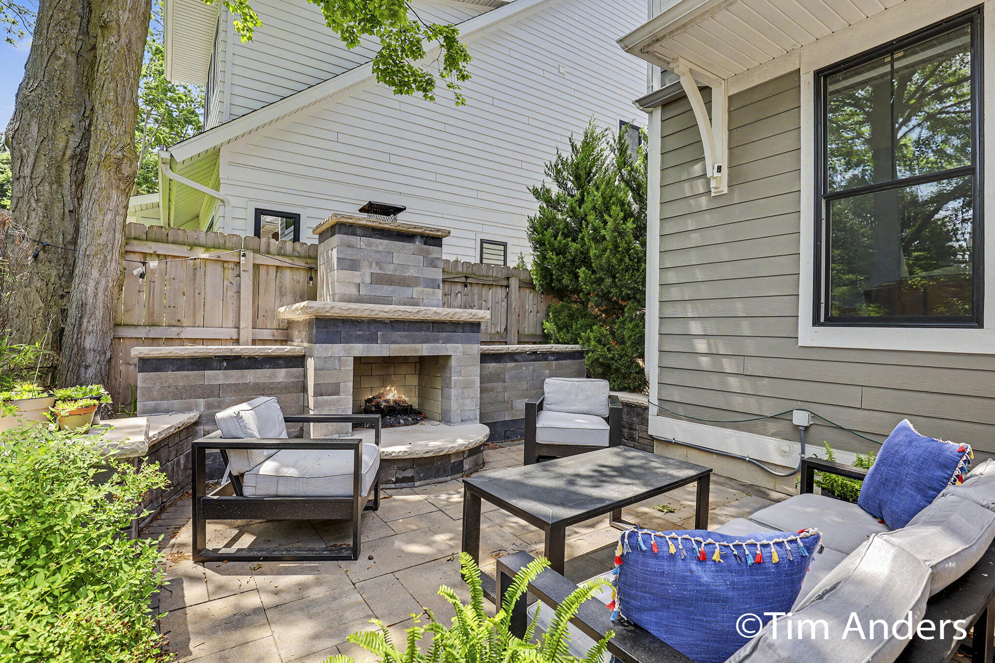 556 Greenwood Avenue SE Grand Rapids MI 49506