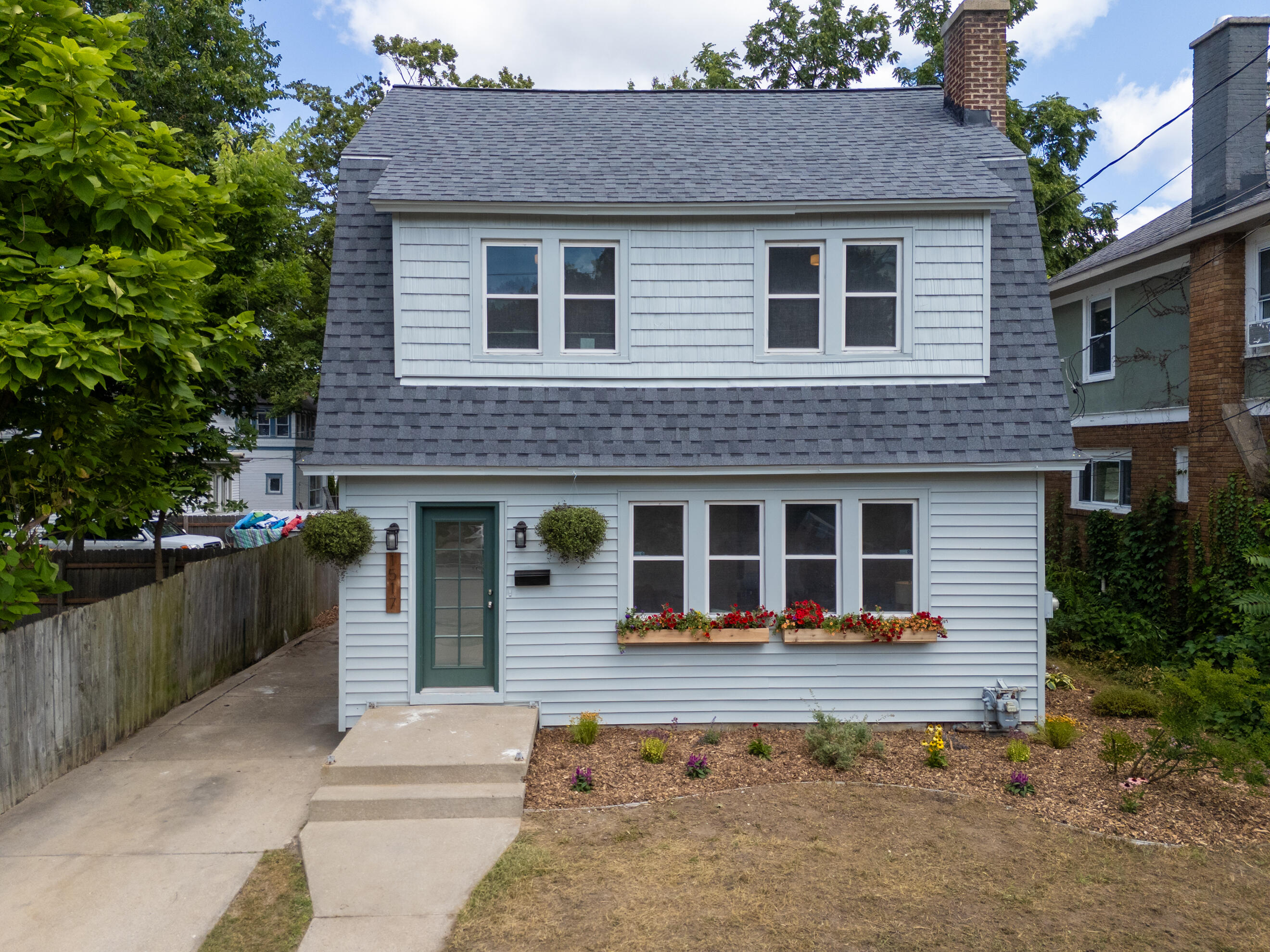1517 Sherman Street SE Grand Rapids MI 49506