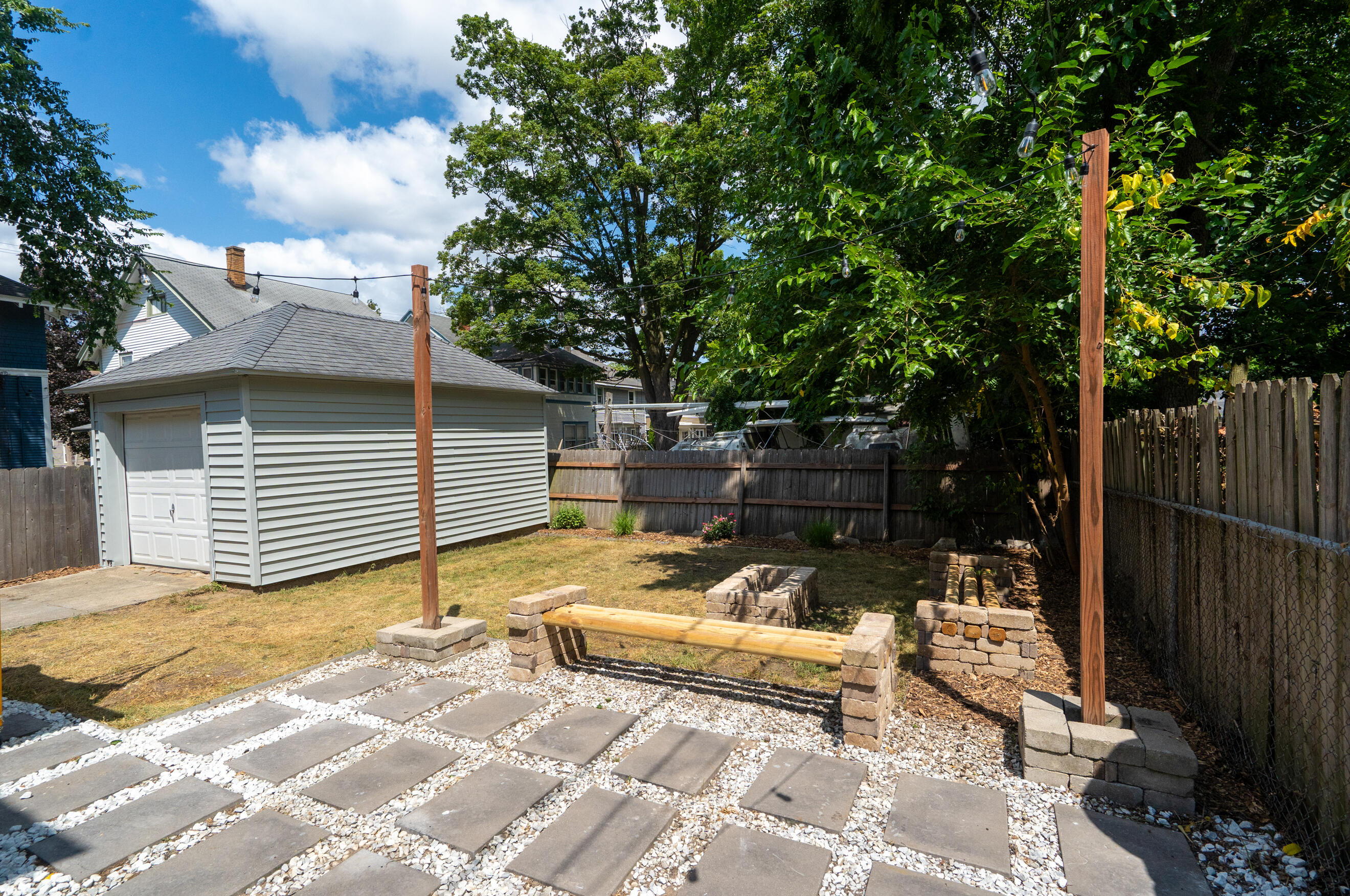 1517 Sherman Street SE Grand Rapids MI 49506