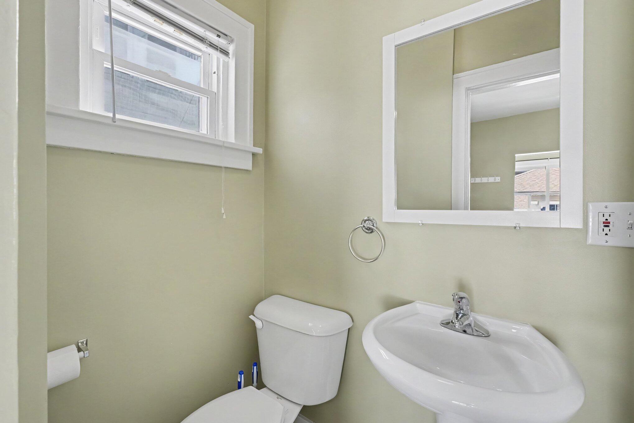 1057 12th Street NW Grand Rapids MI 49504