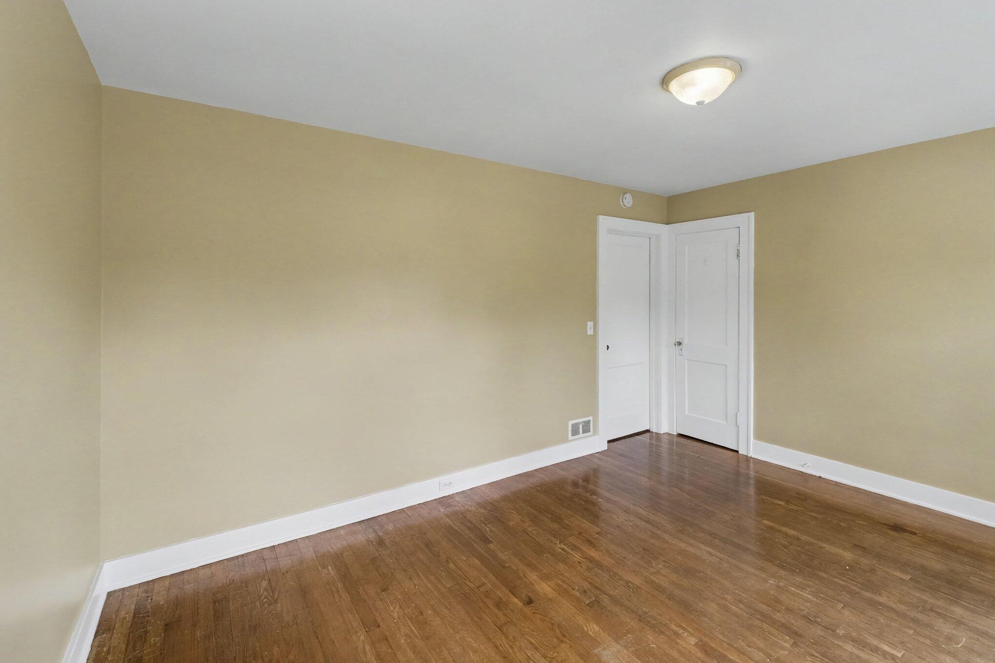 1057 12th Street NW Grand Rapids MI 49504