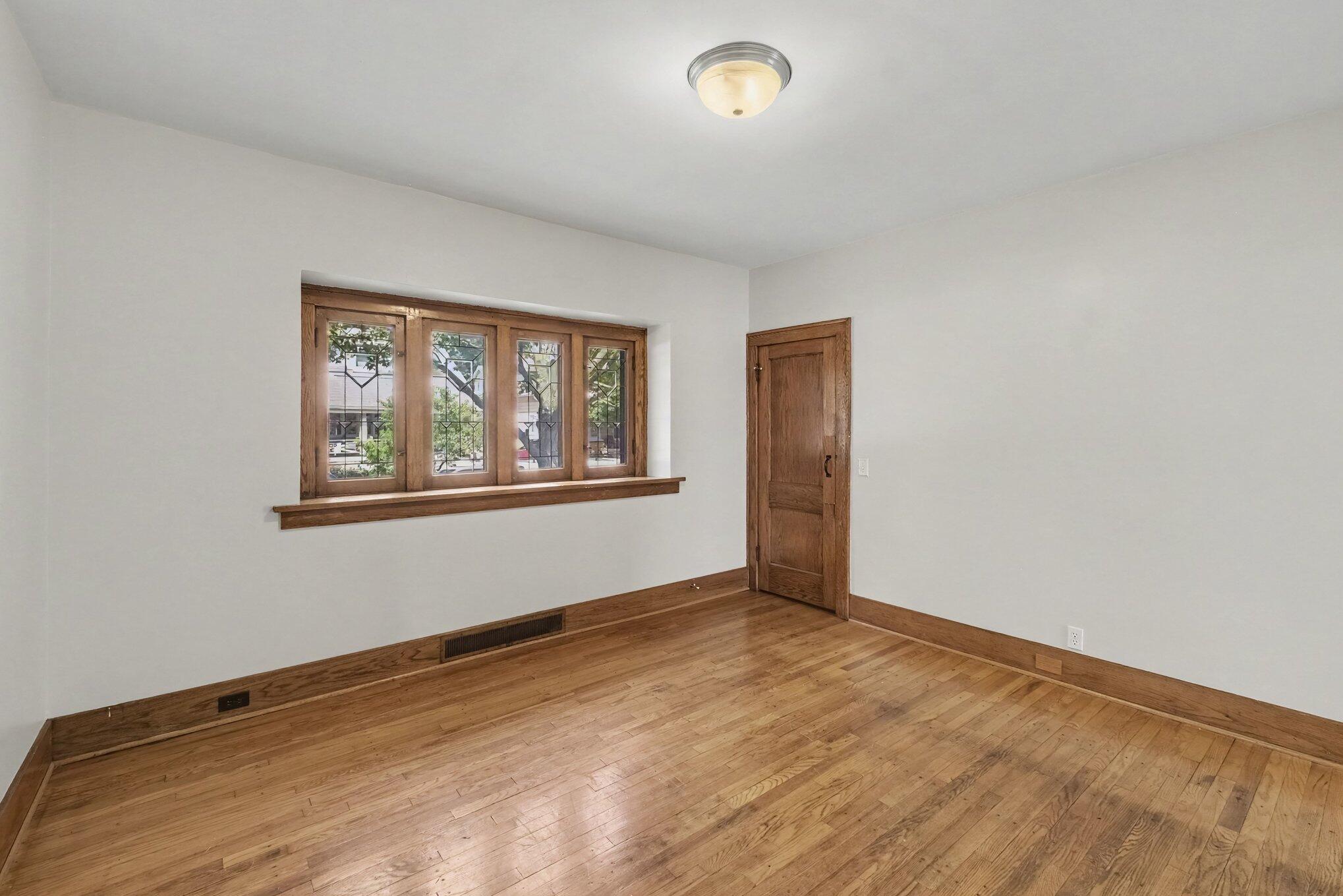 1057 12th Street NW Grand Rapids MI 49504