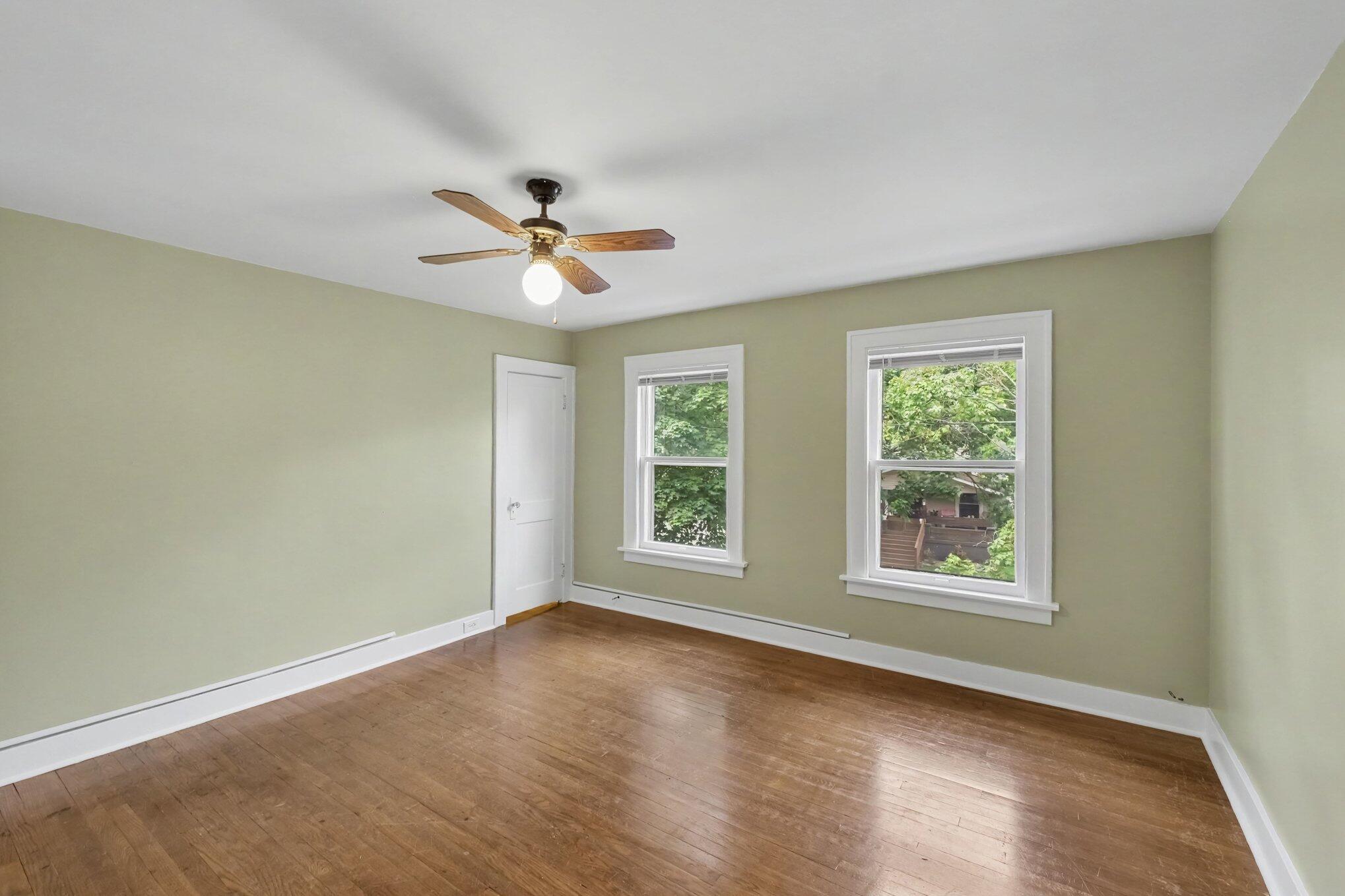 1057 12th Street NW Grand Rapids MI 49504