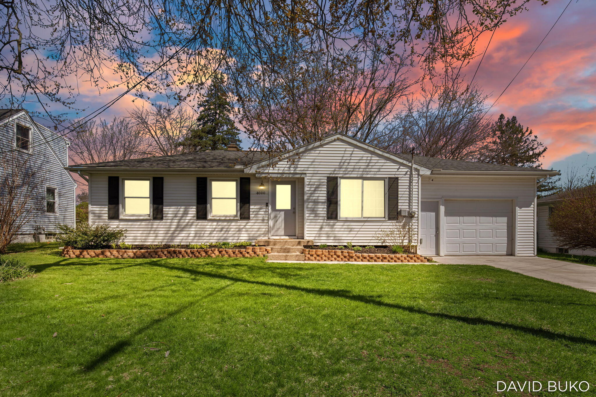 4000 Hillsdale Avenue NE Grand Rapids MI 49525