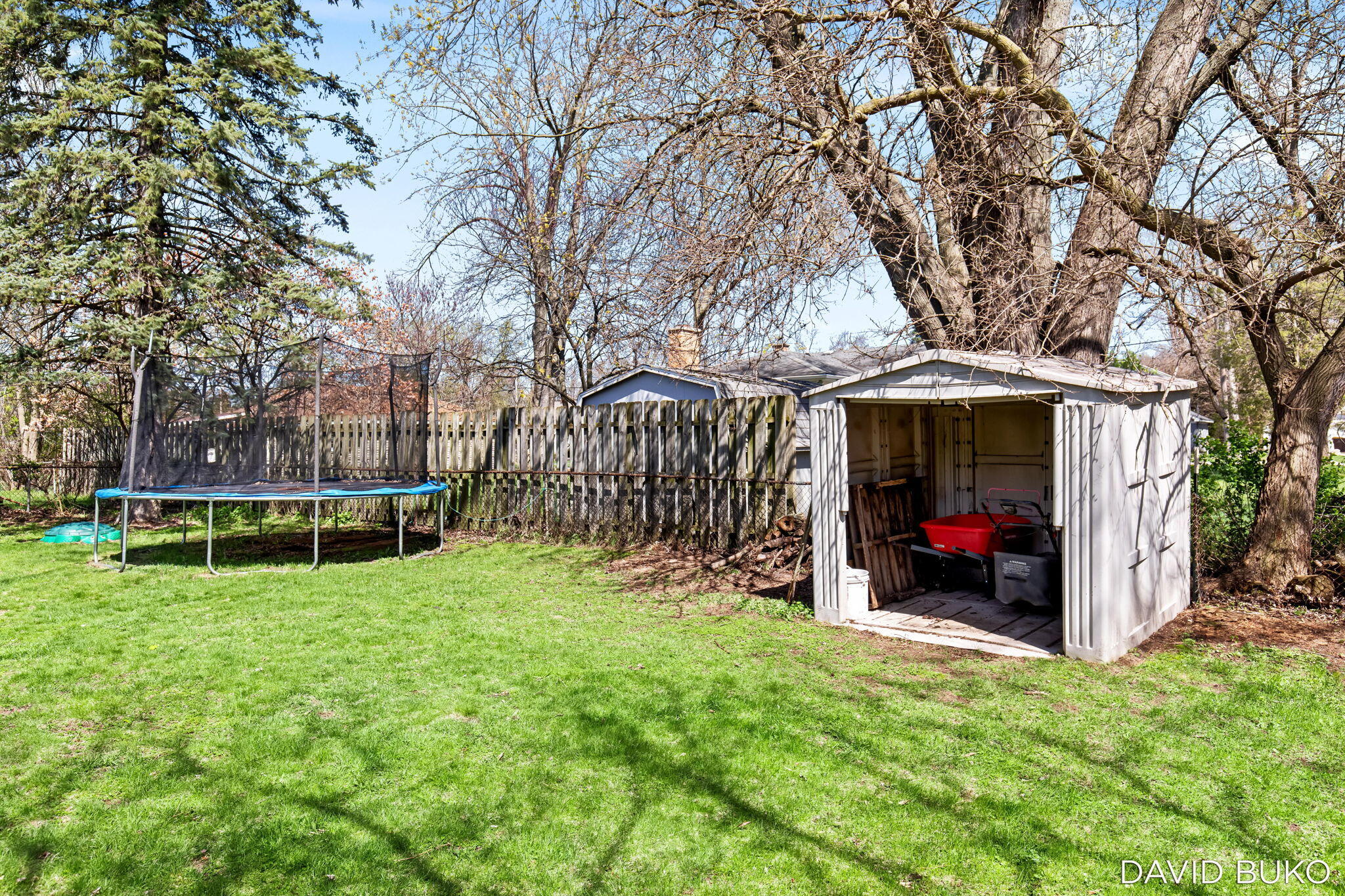 4000 Hillsdale Avenue NE Grand Rapids MI 49525