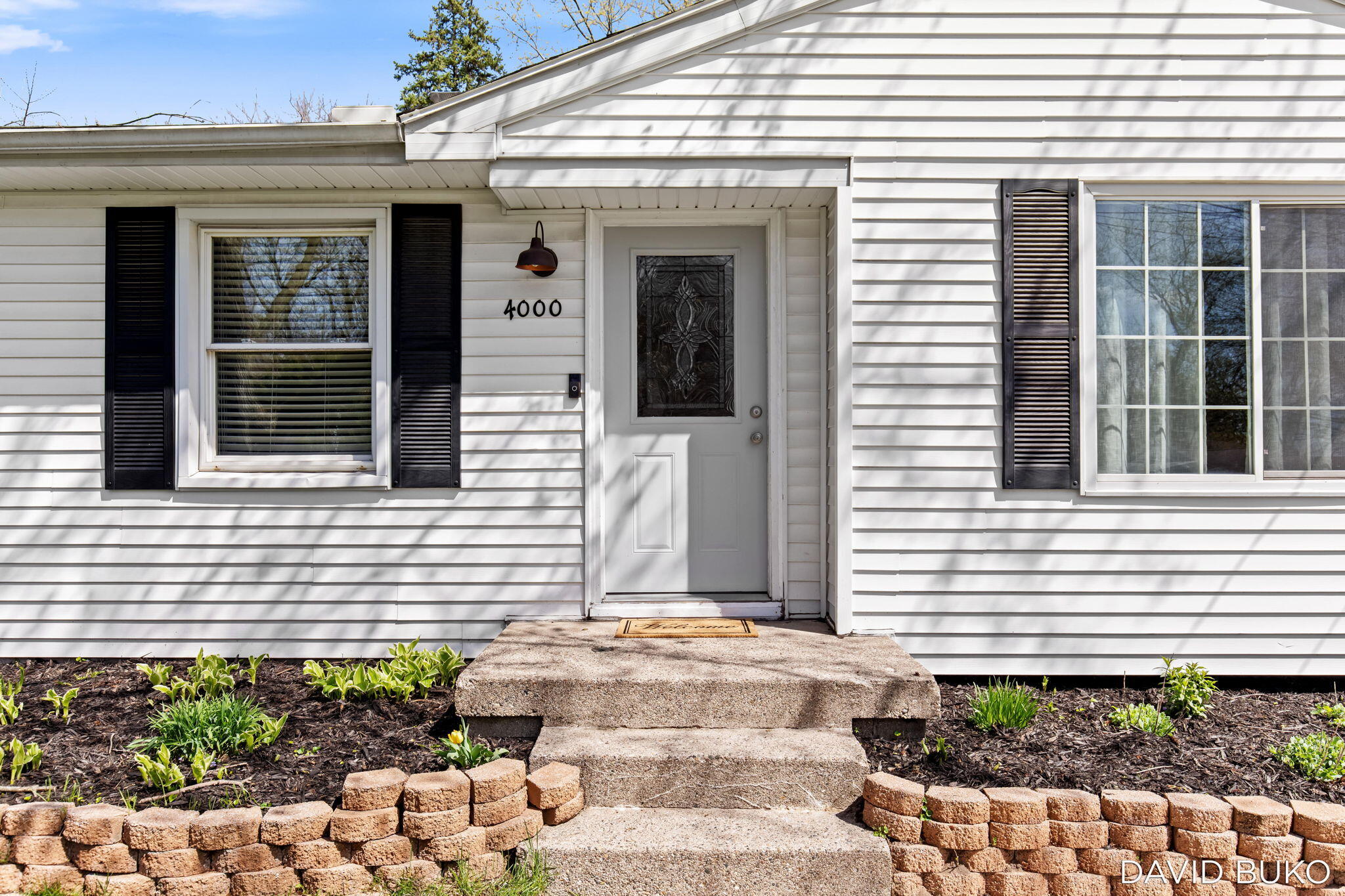 4000 Hillsdale Avenue NE Grand Rapids MI 49525