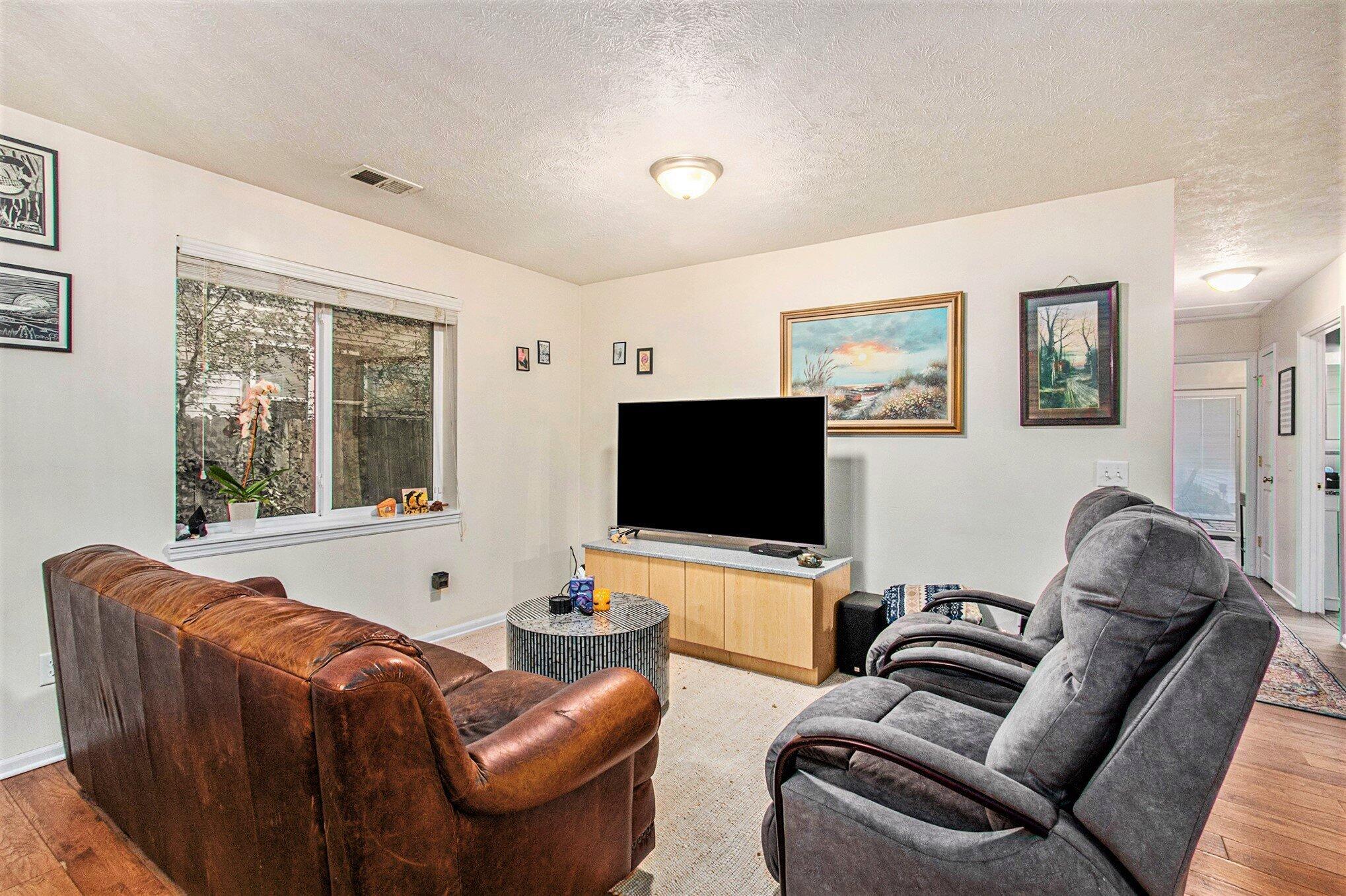 514 W 19th Street Holland MI 49423