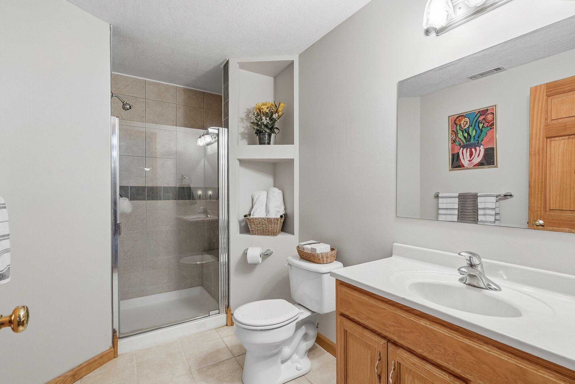 5602 Emneth Avenue Kalamazoo MI 49009